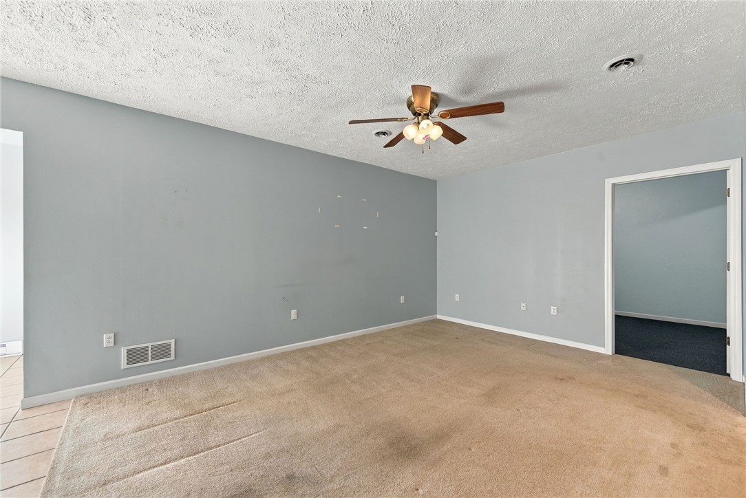 1010 Sunnyfield Ct