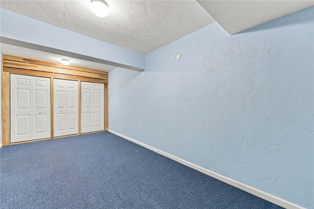 1010 Sunnyfield Ct