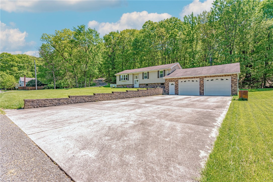 157 Oak Hill Dr