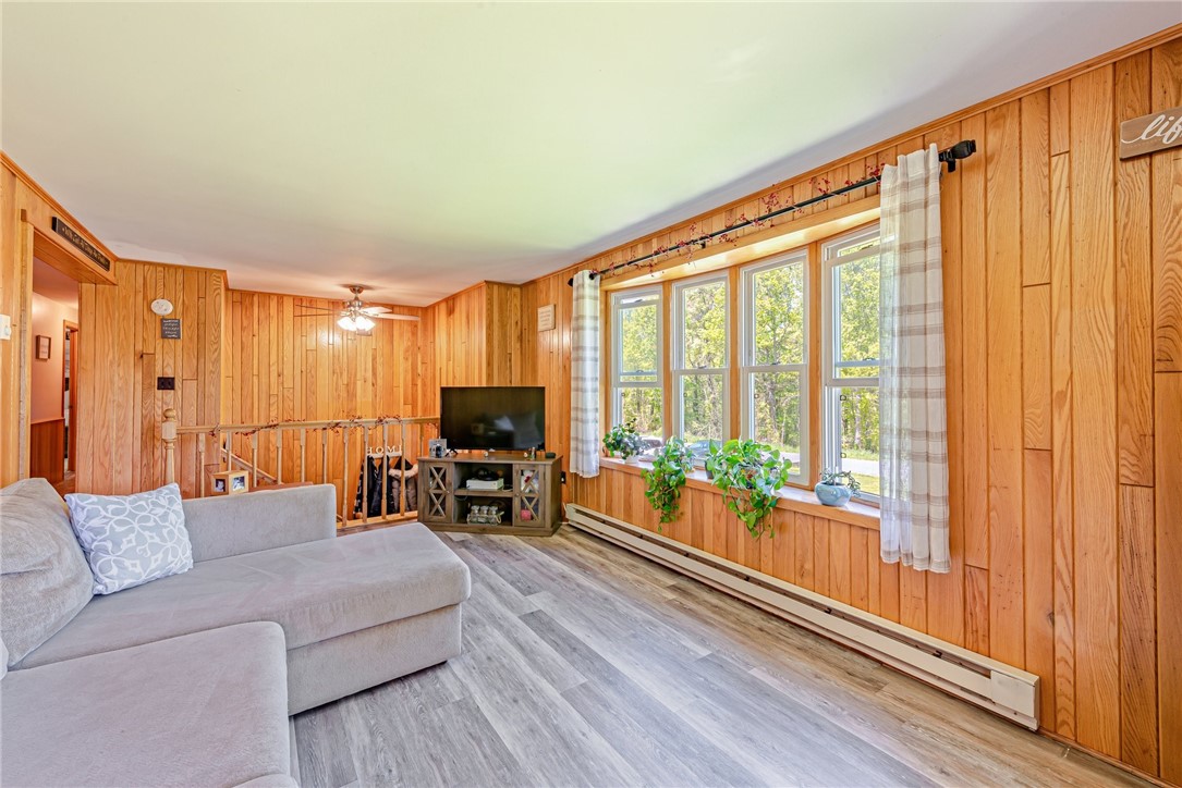 157 Oak Hill Dr