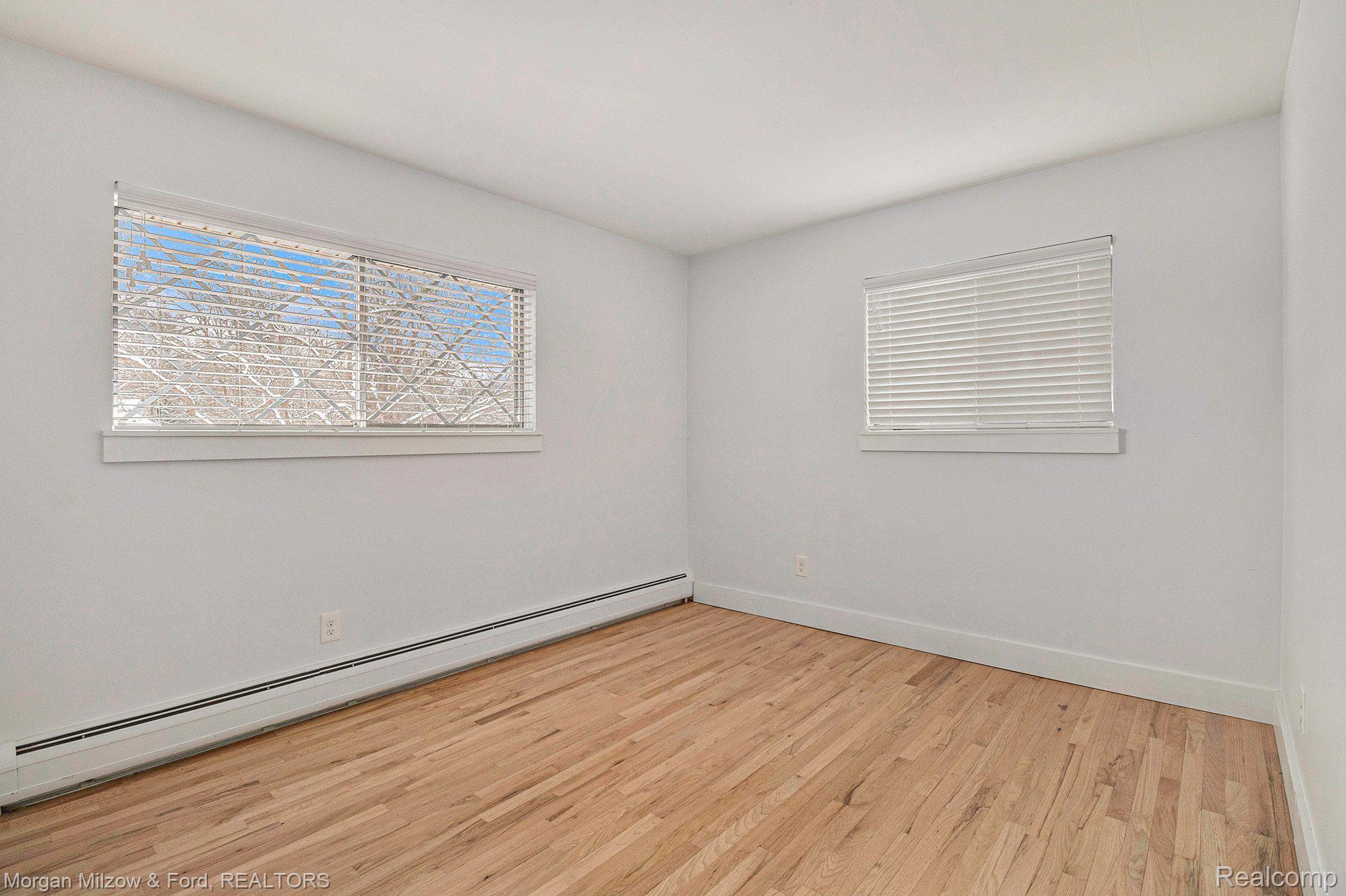 6133 Paramus 