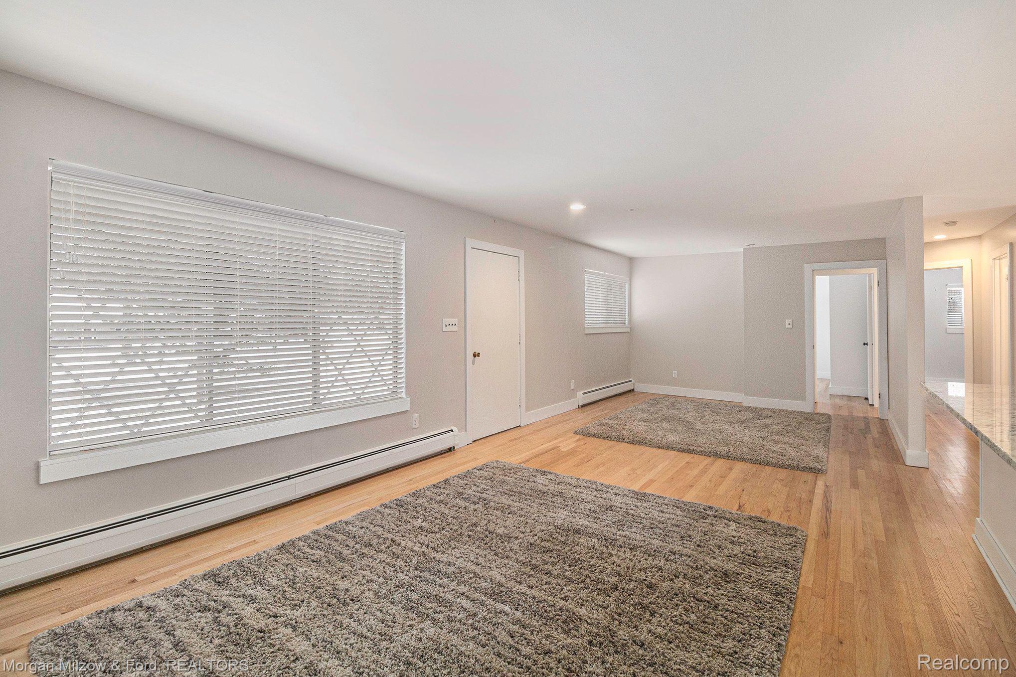 6133 Paramus 