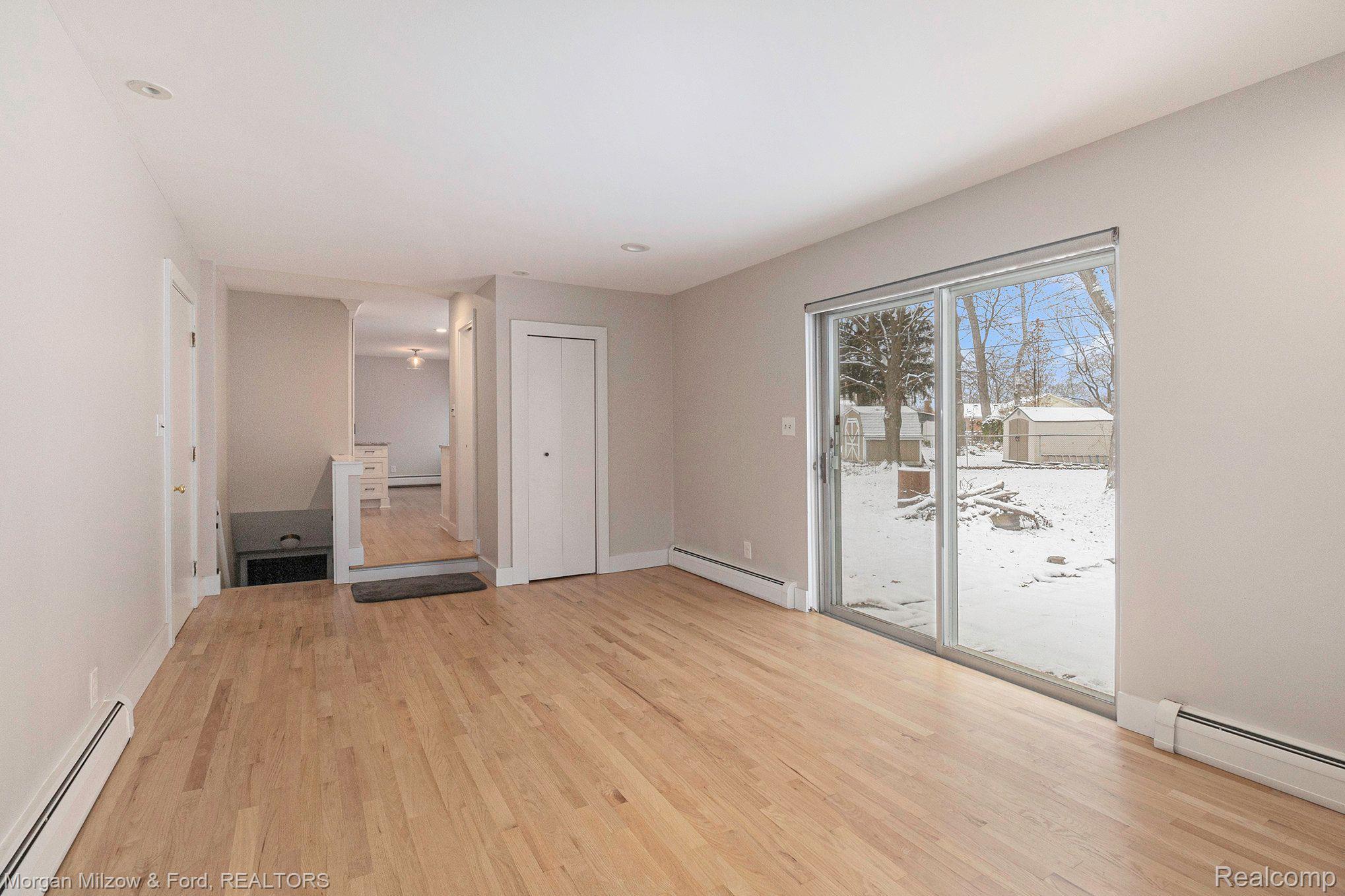 6133 Paramus 