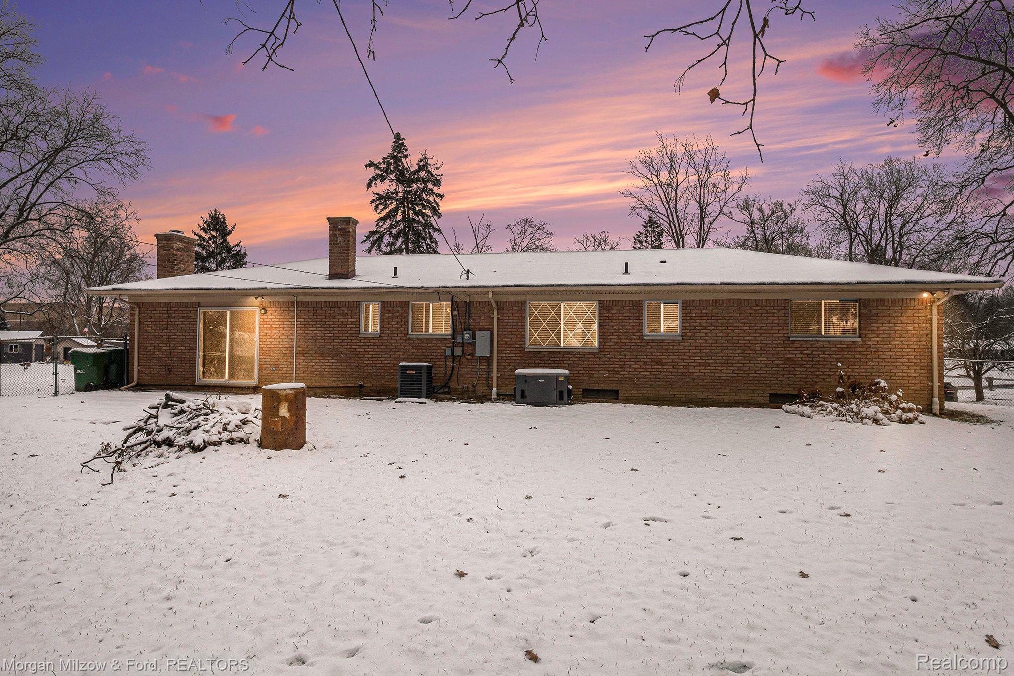 6133 Paramus 