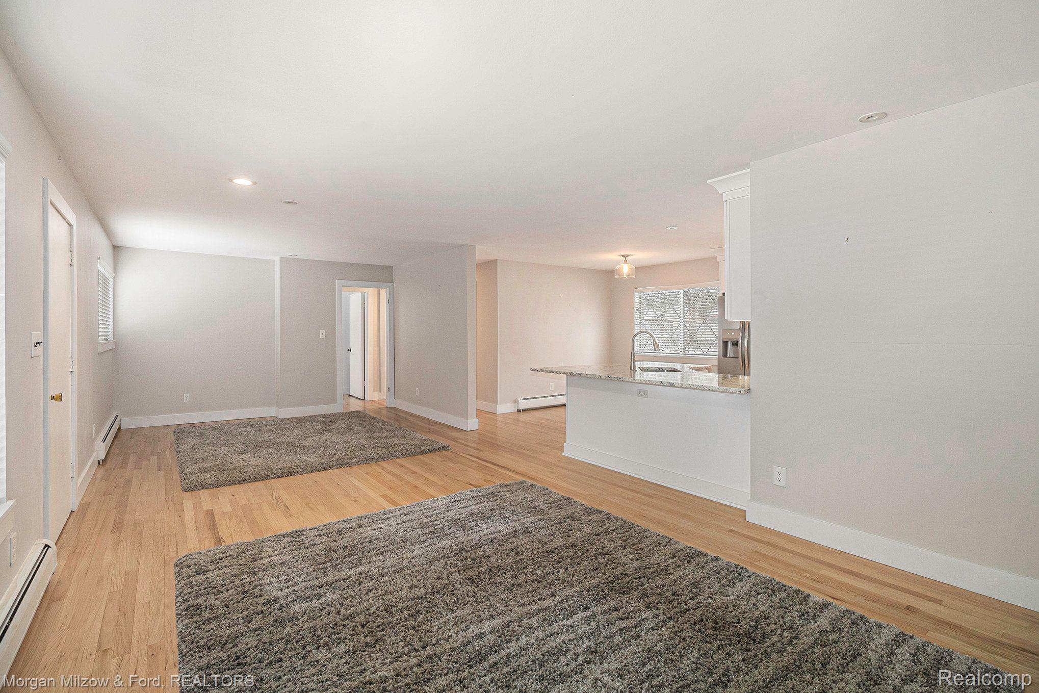 6133 Paramus 