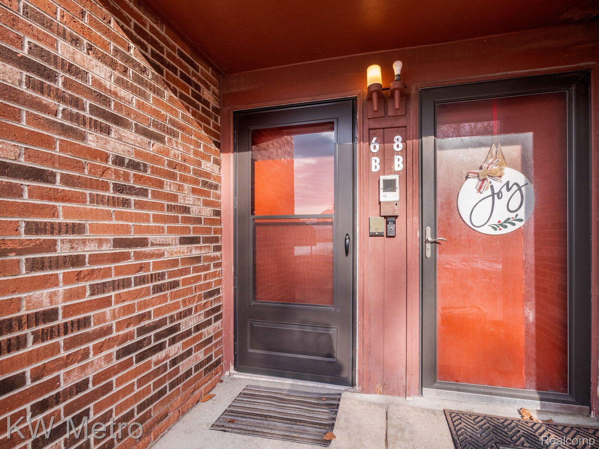 23823 VILLAGE HOUSE Drive S Unit: 6B