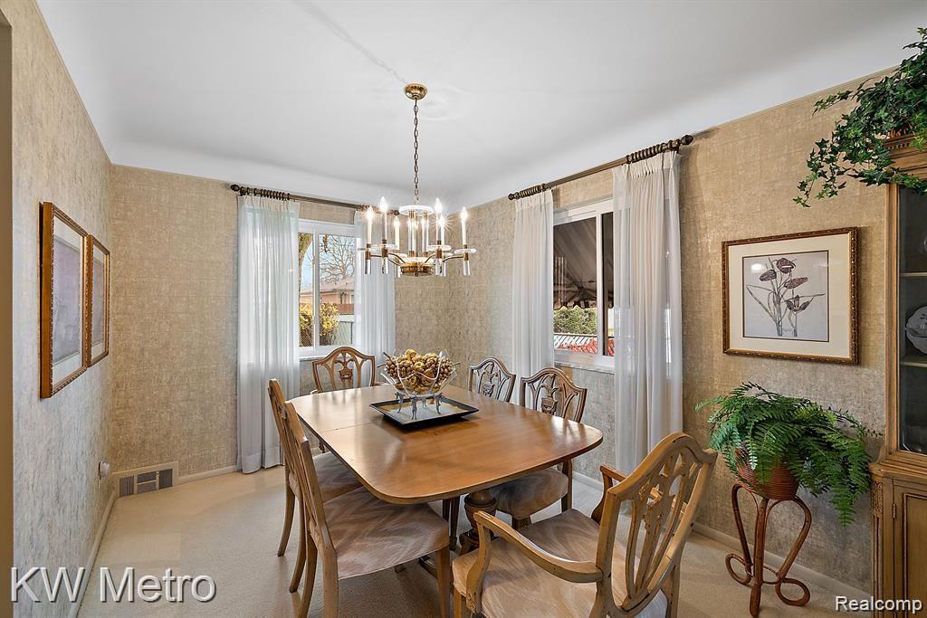 18950 SKYLINE Street