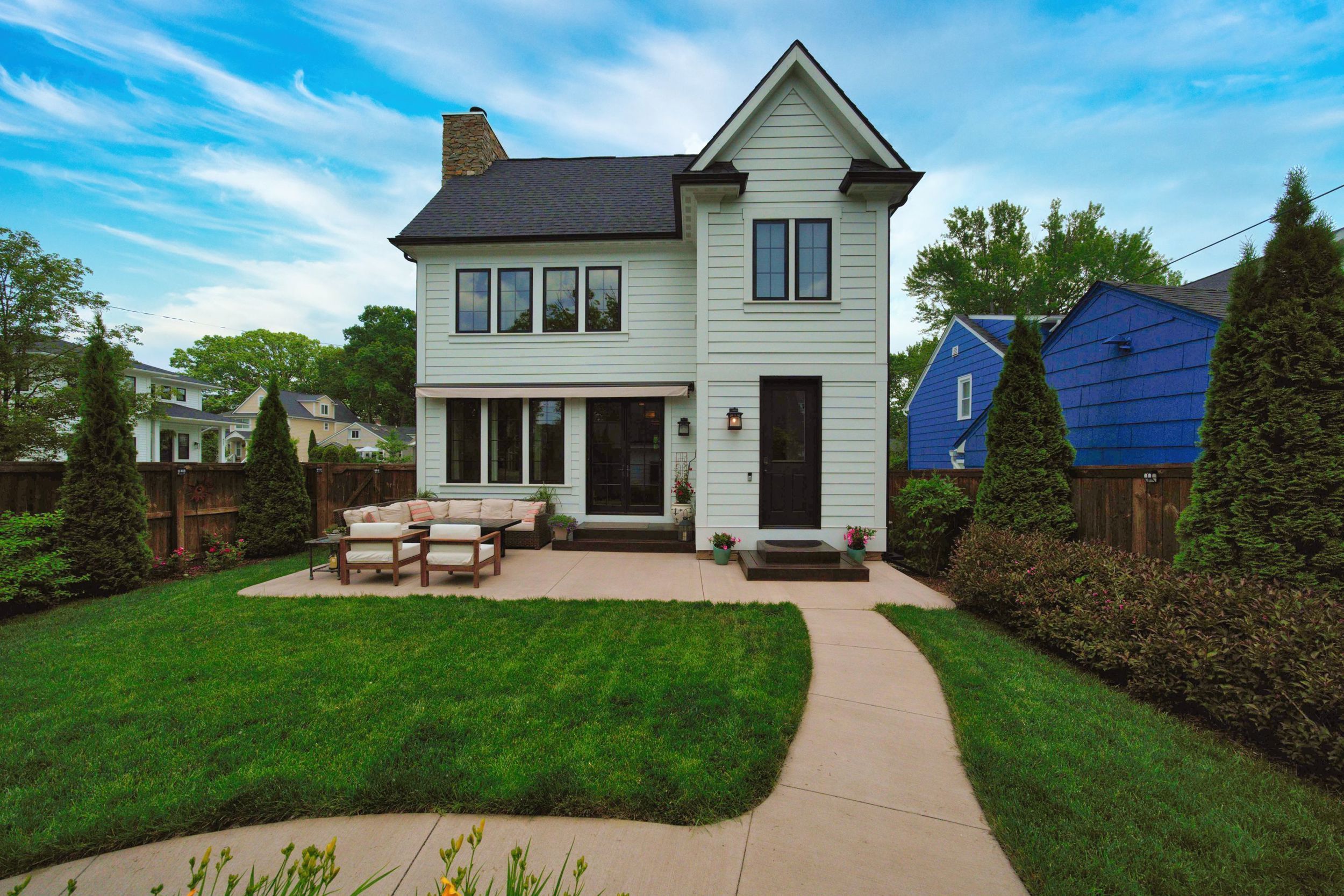 417 Fairgrove Avenue