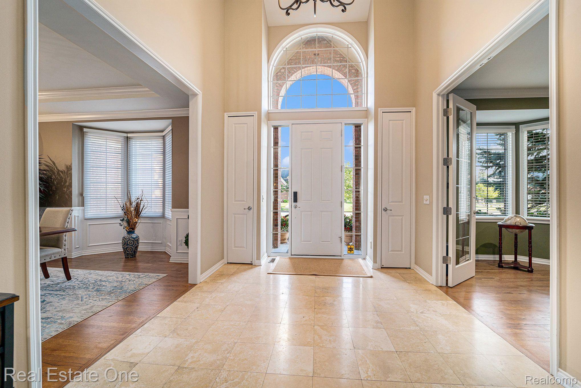 1220 ROTHWELL Drive