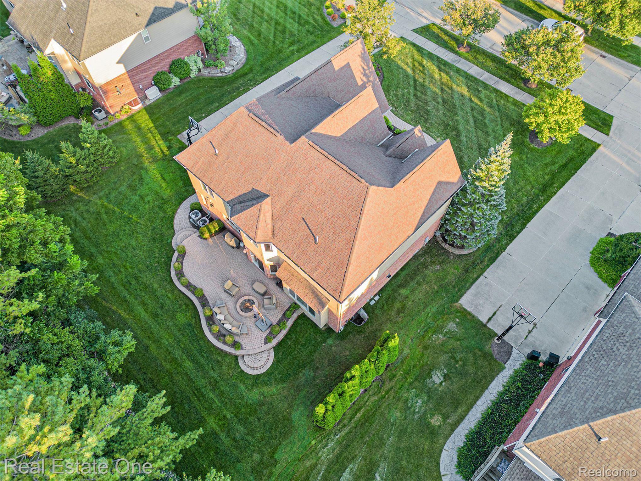 1220 ROTHWELL Drive
