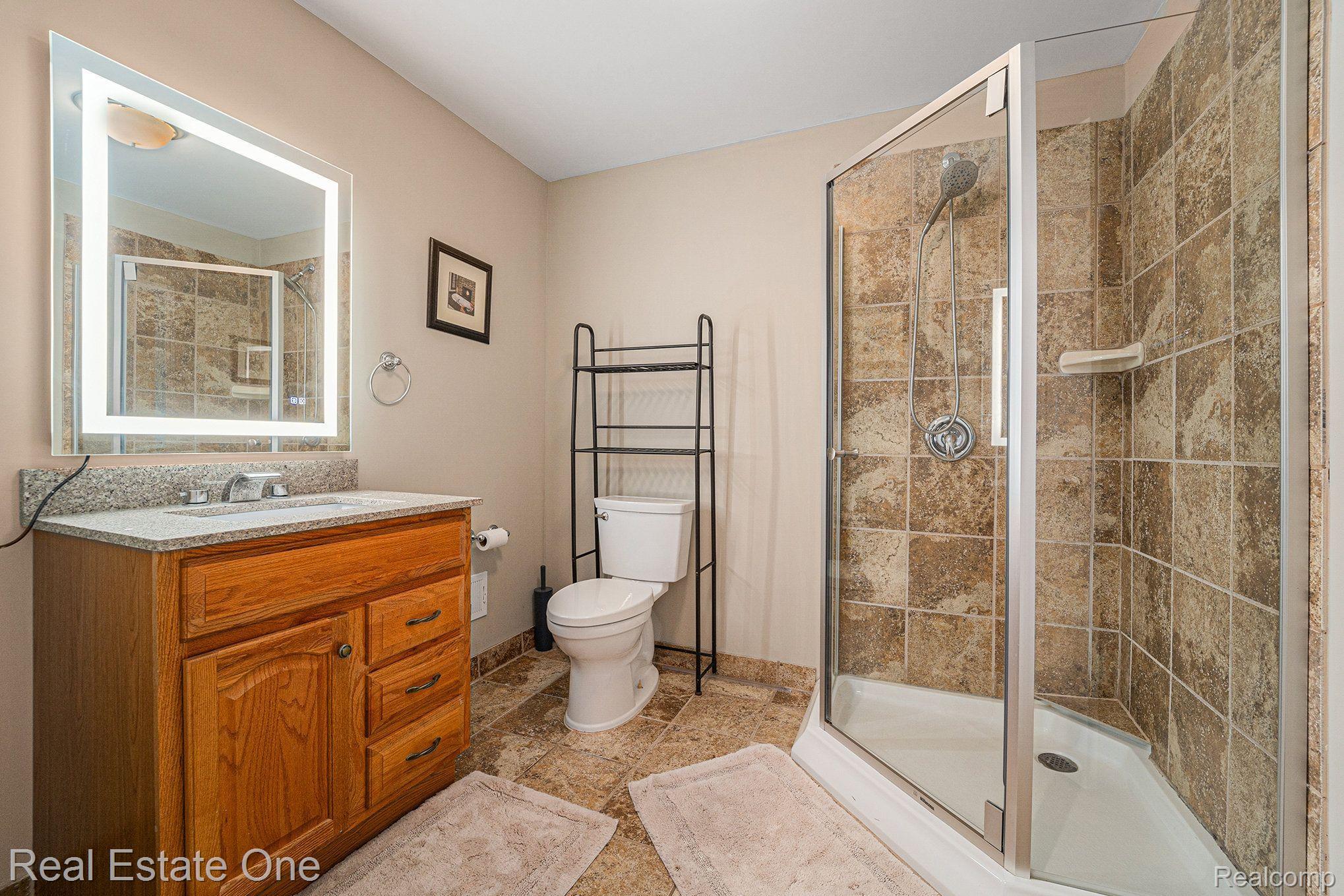 1220 ROTHWELL Drive