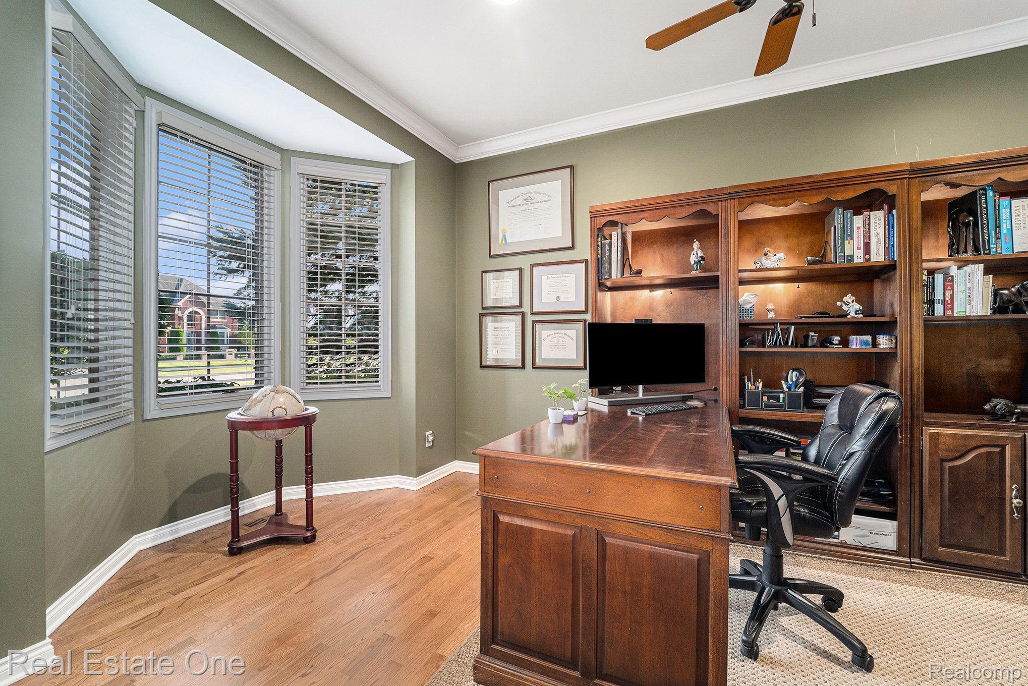 1220 ROTHWELL Drive