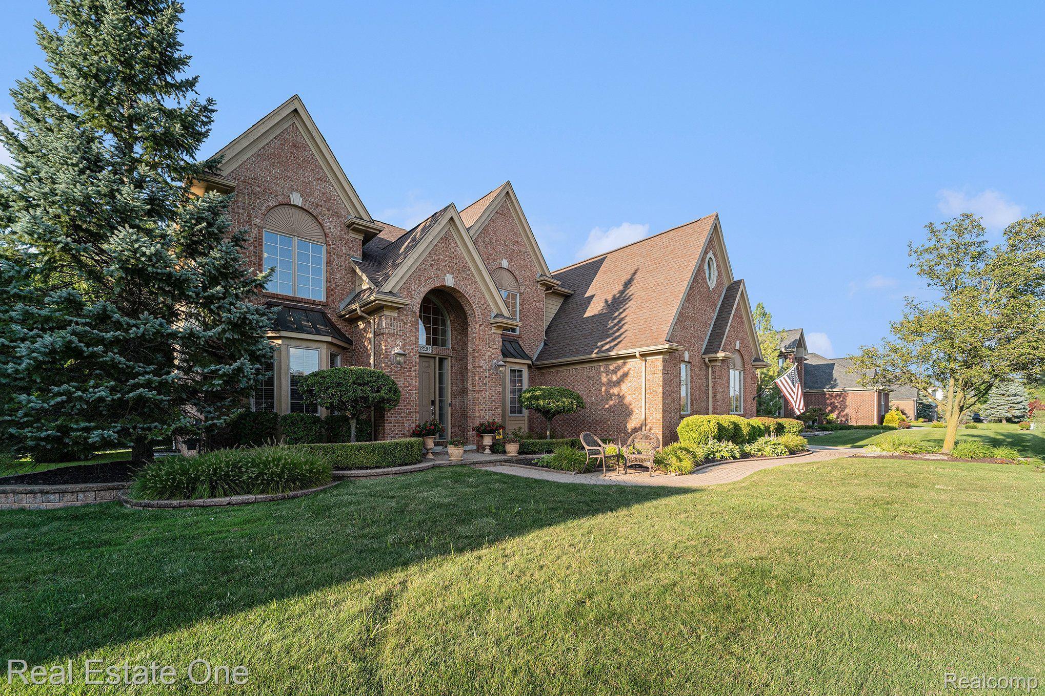 1220 ROTHWELL Drive