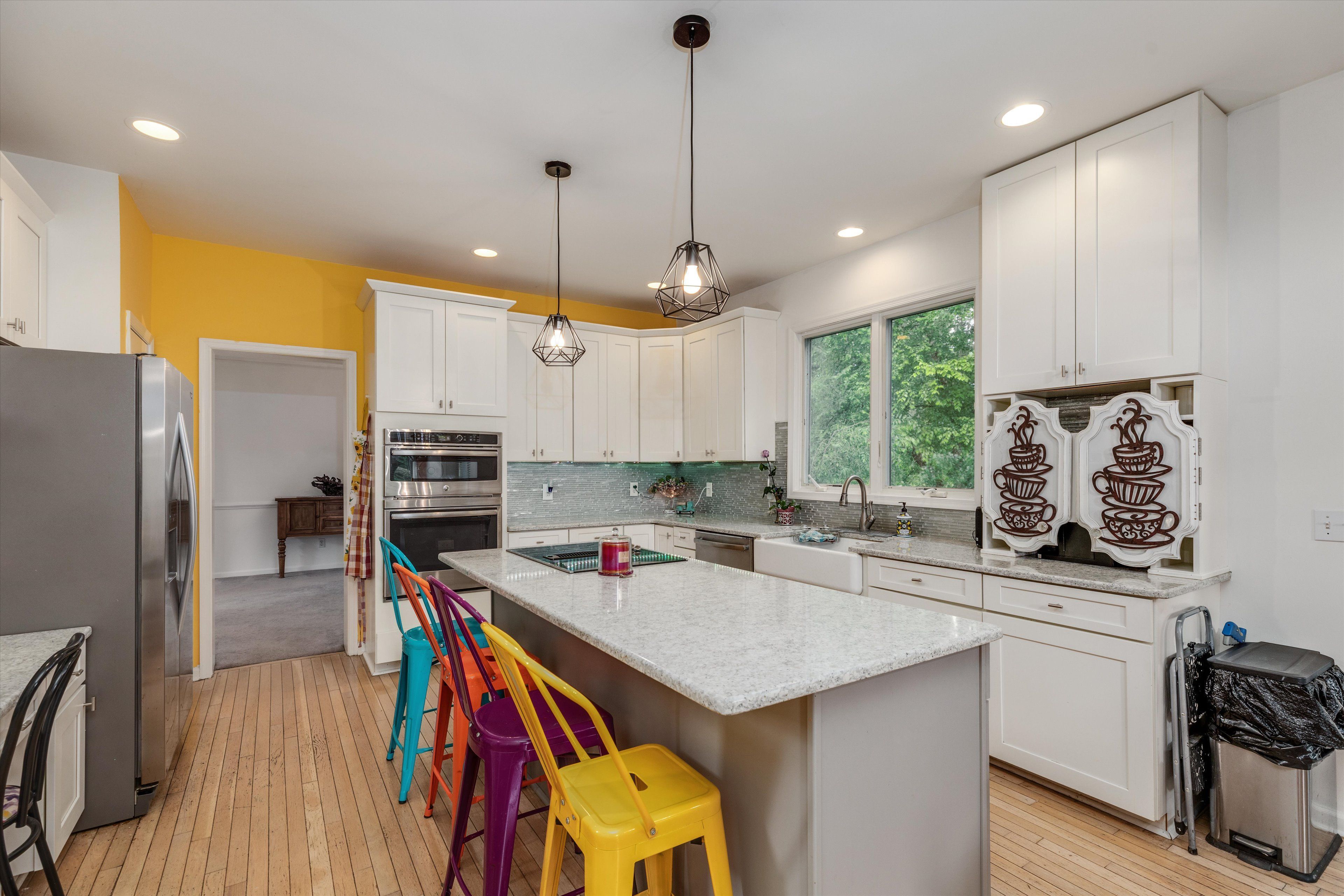 2110 Applebrook Drive
