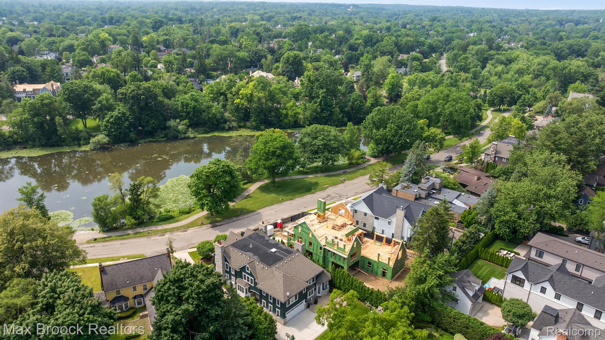 620 Lakeside Drive