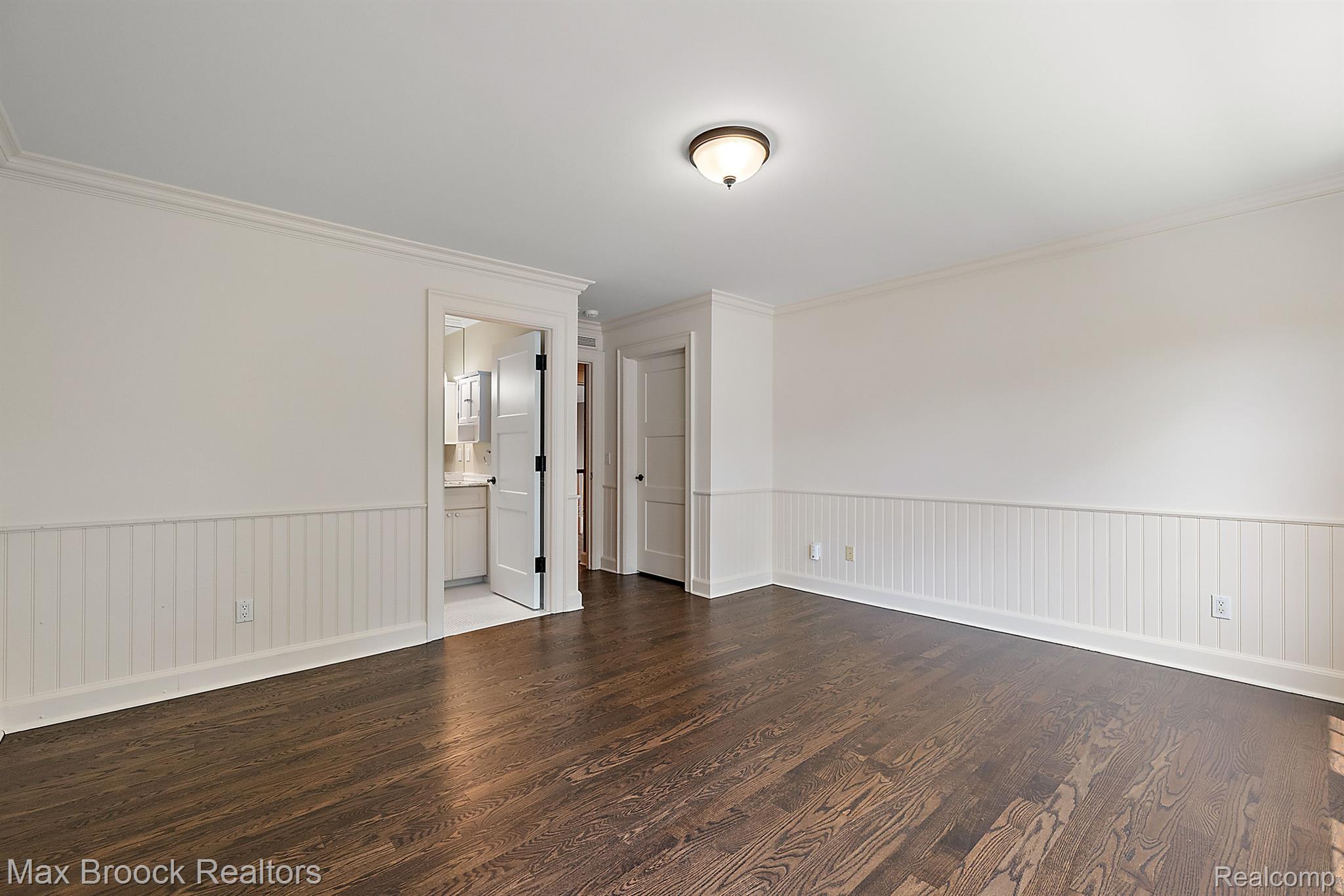 620 Lakeside Drive