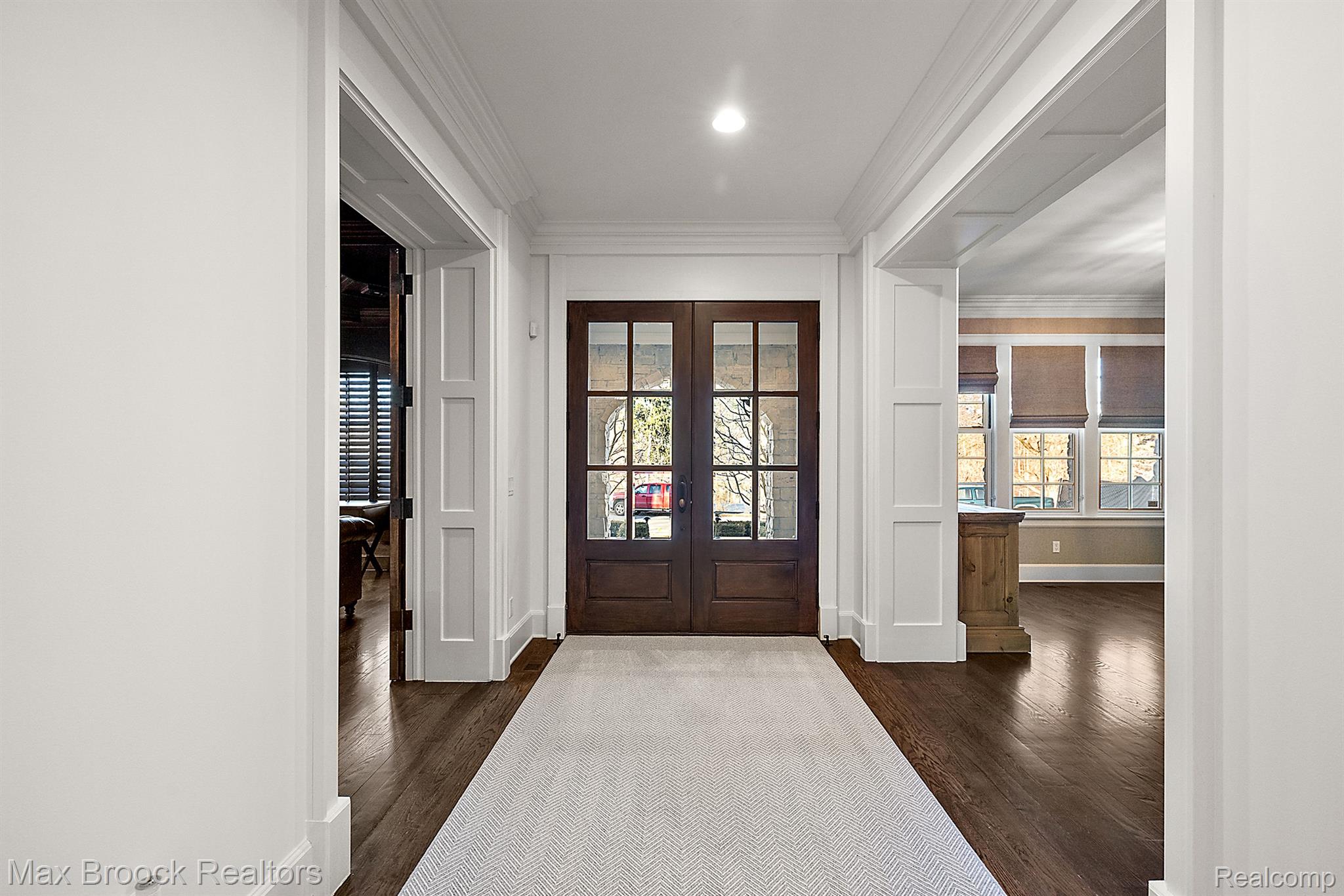 620 Lakeside Drive
