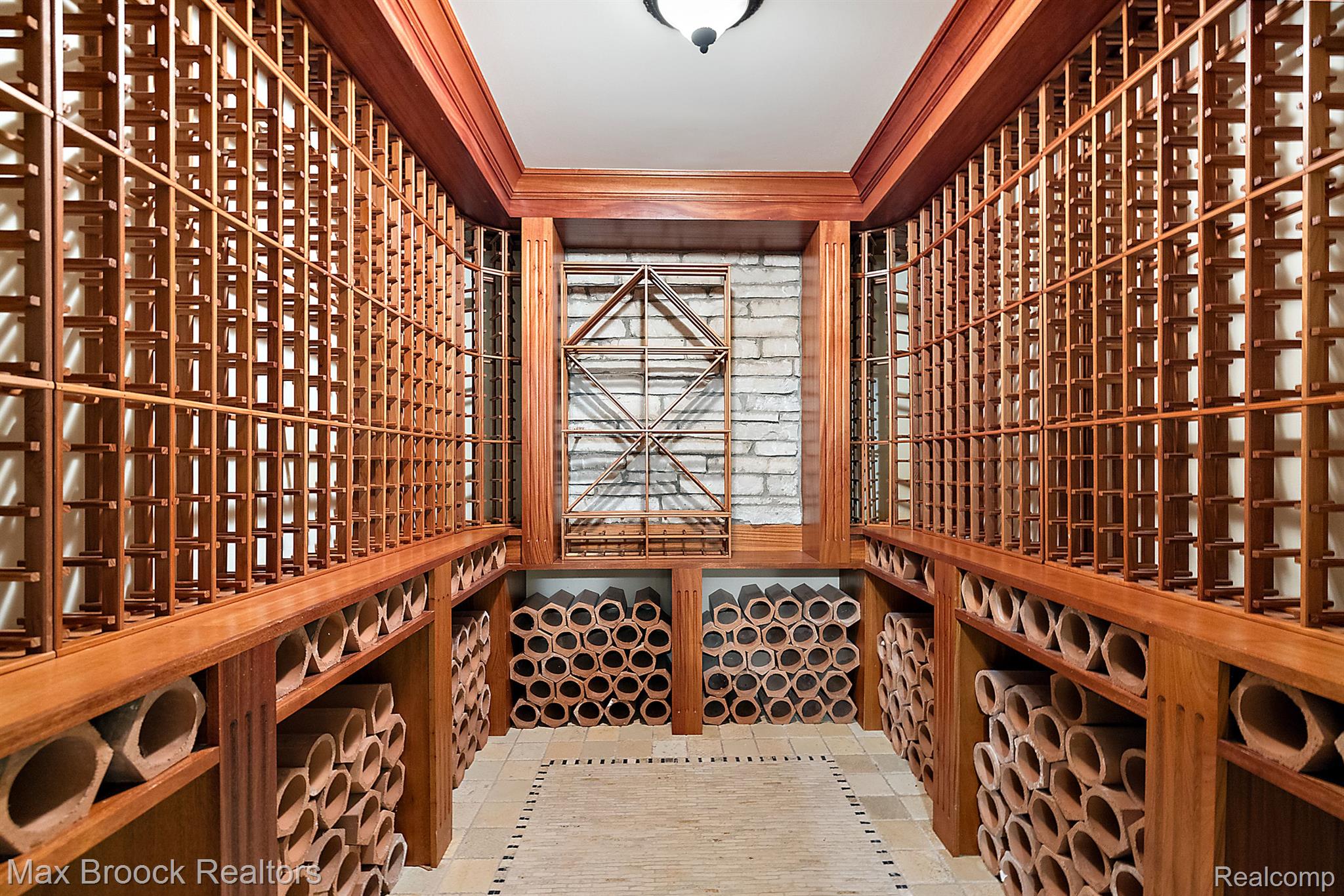 620 Lakeside Drive