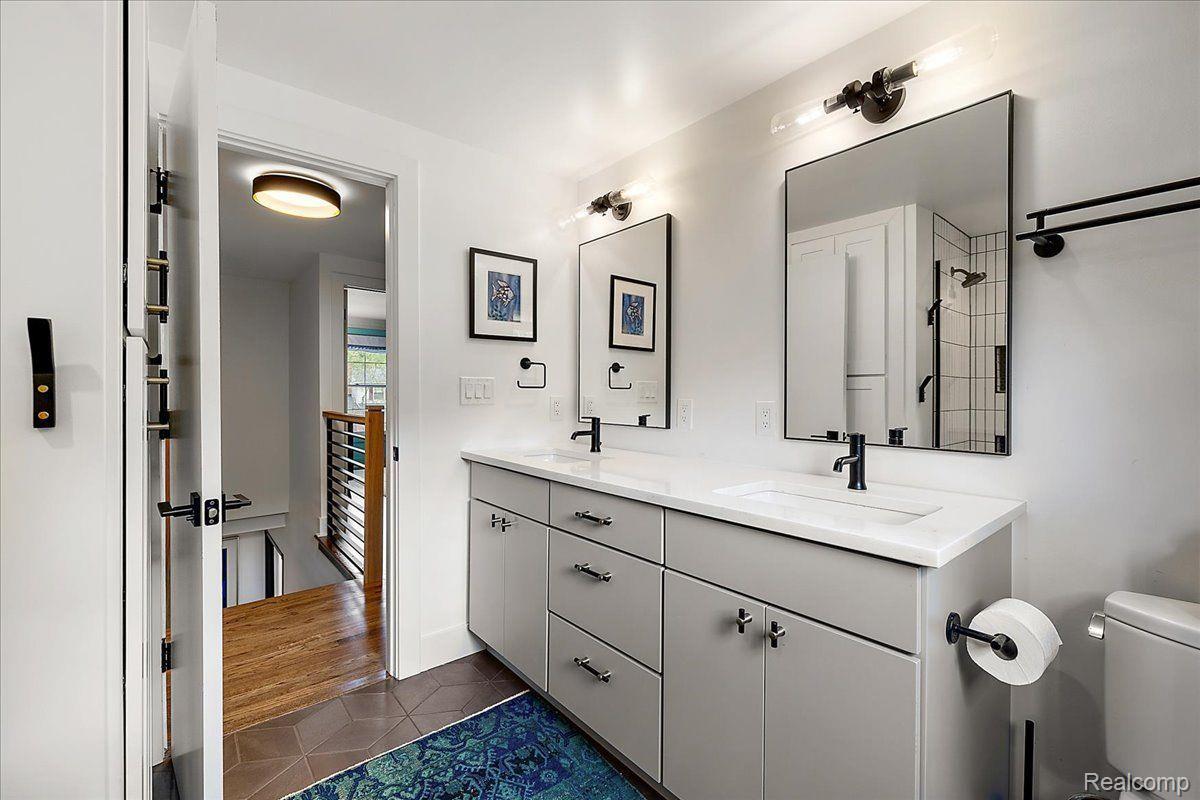 7174 Glengrove Drive