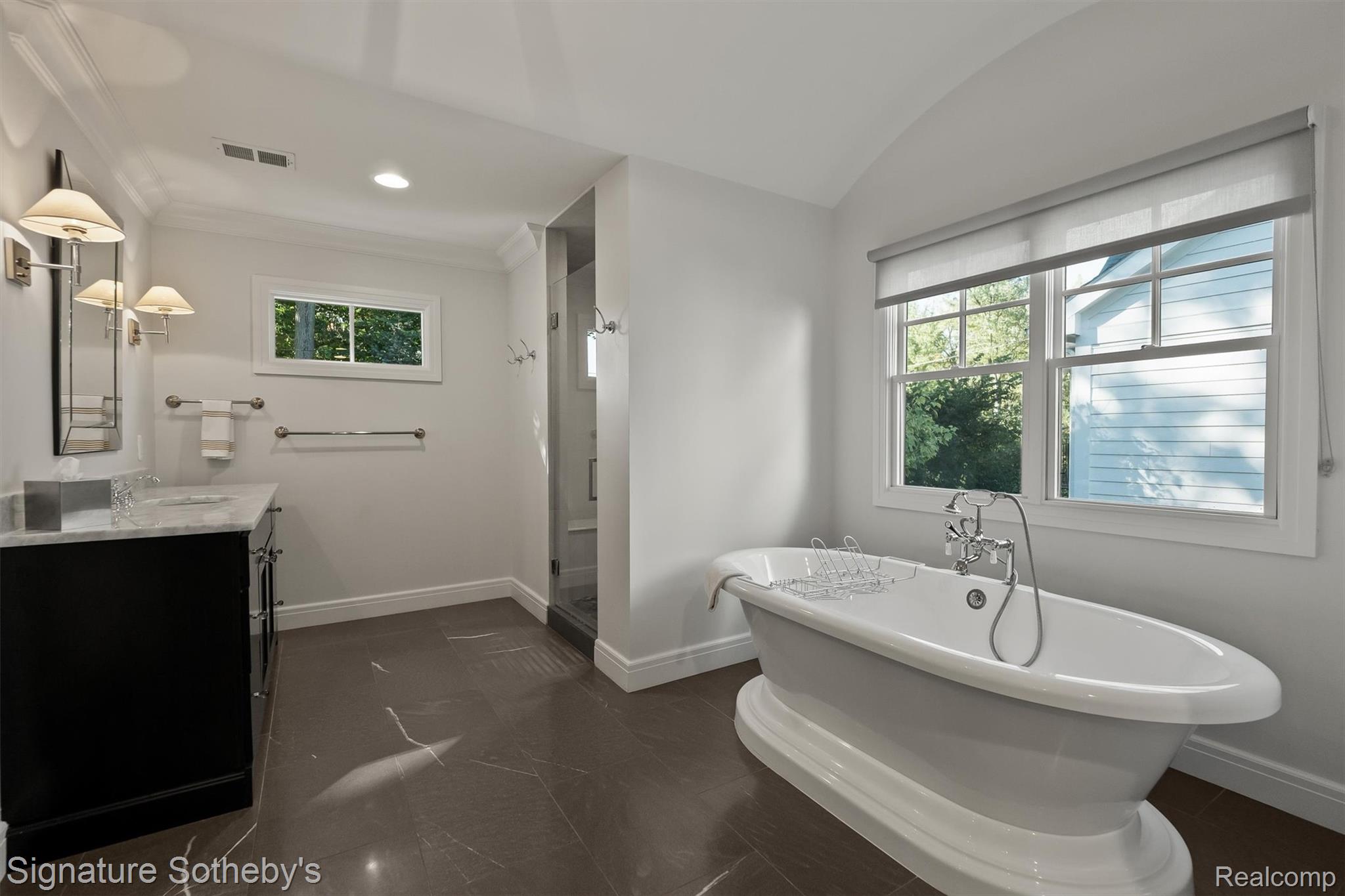 654 SHEPARDBUSH Street