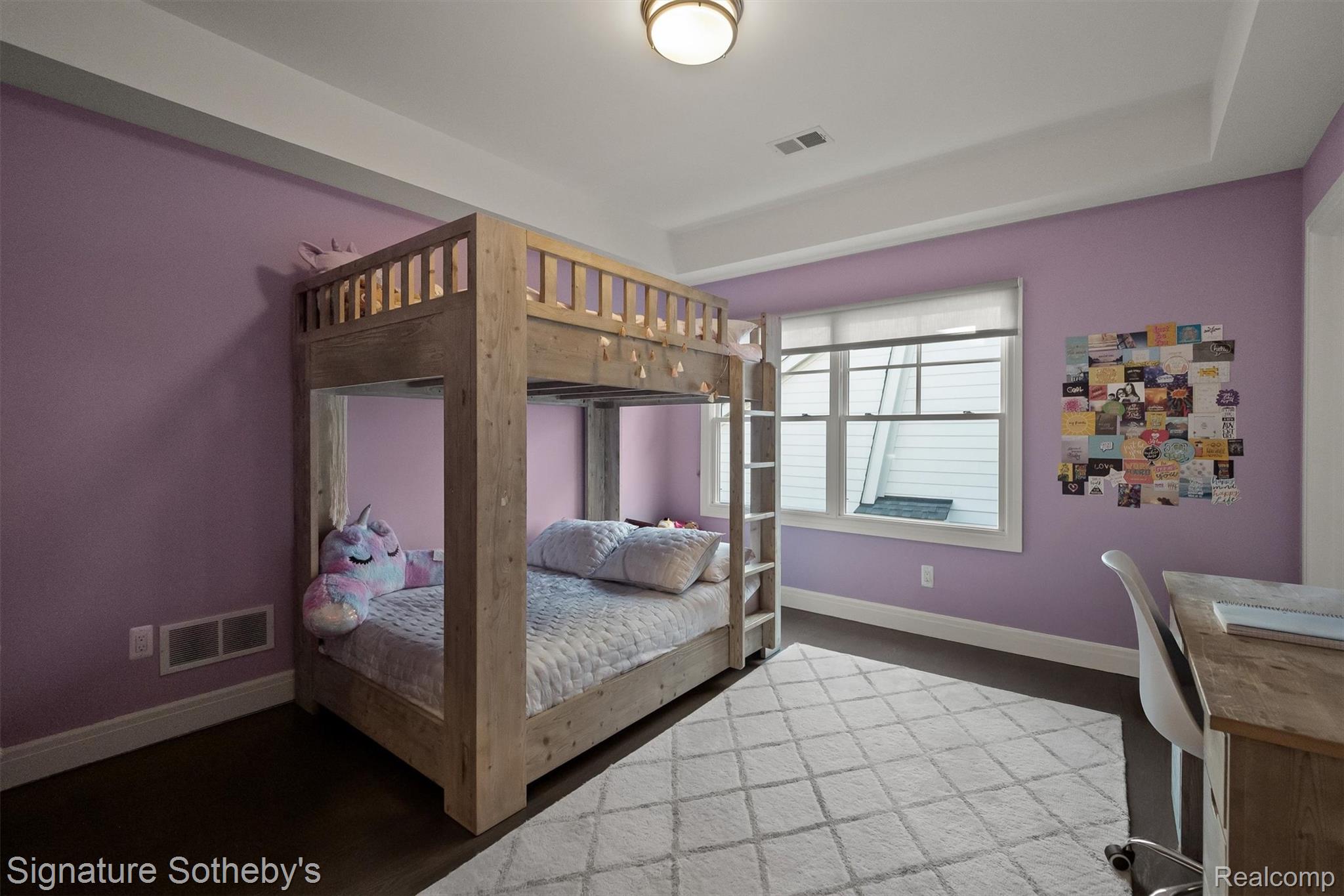 654 SHEPARDBUSH Street