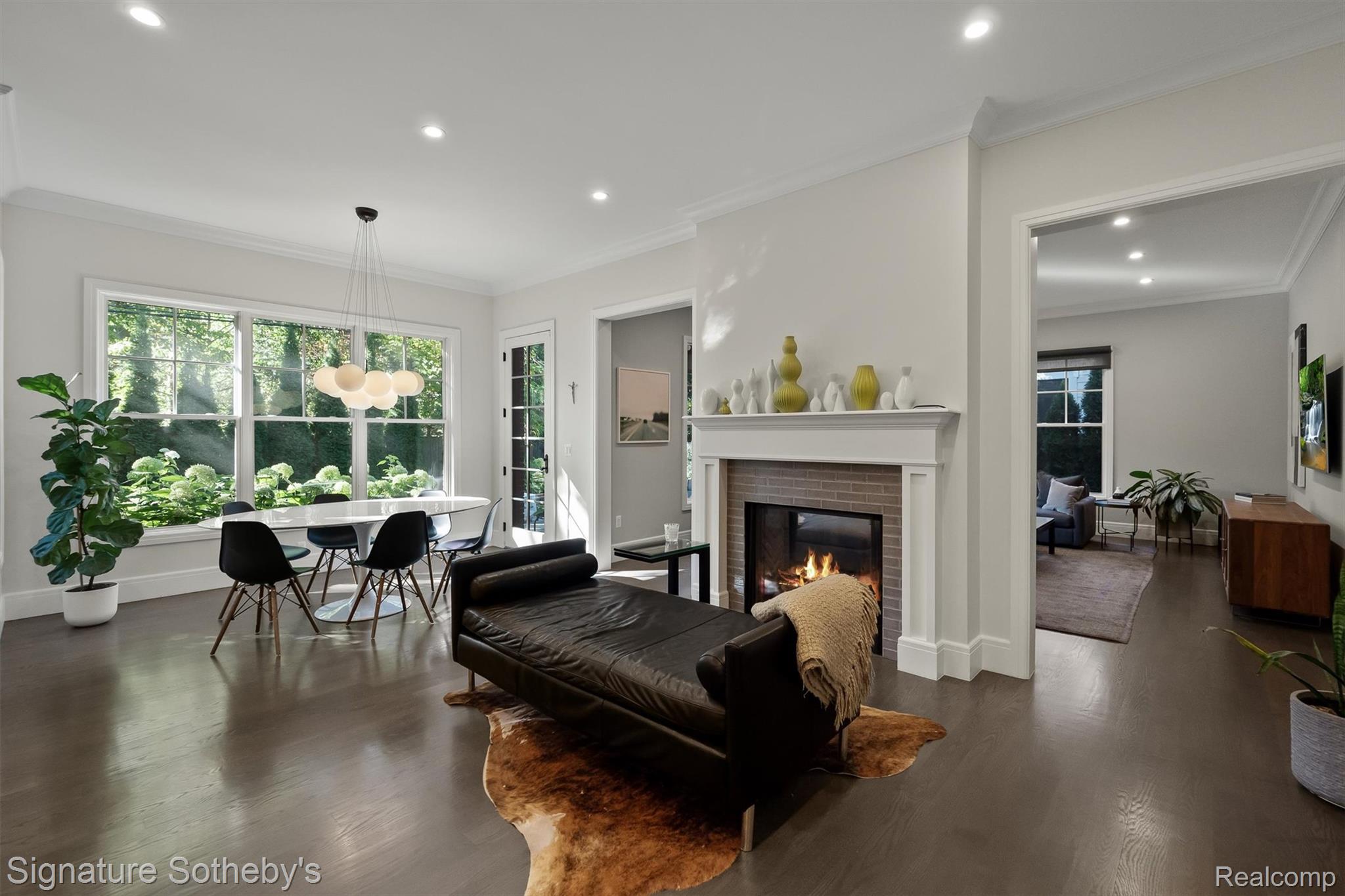 654 SHEPARDBUSH Street