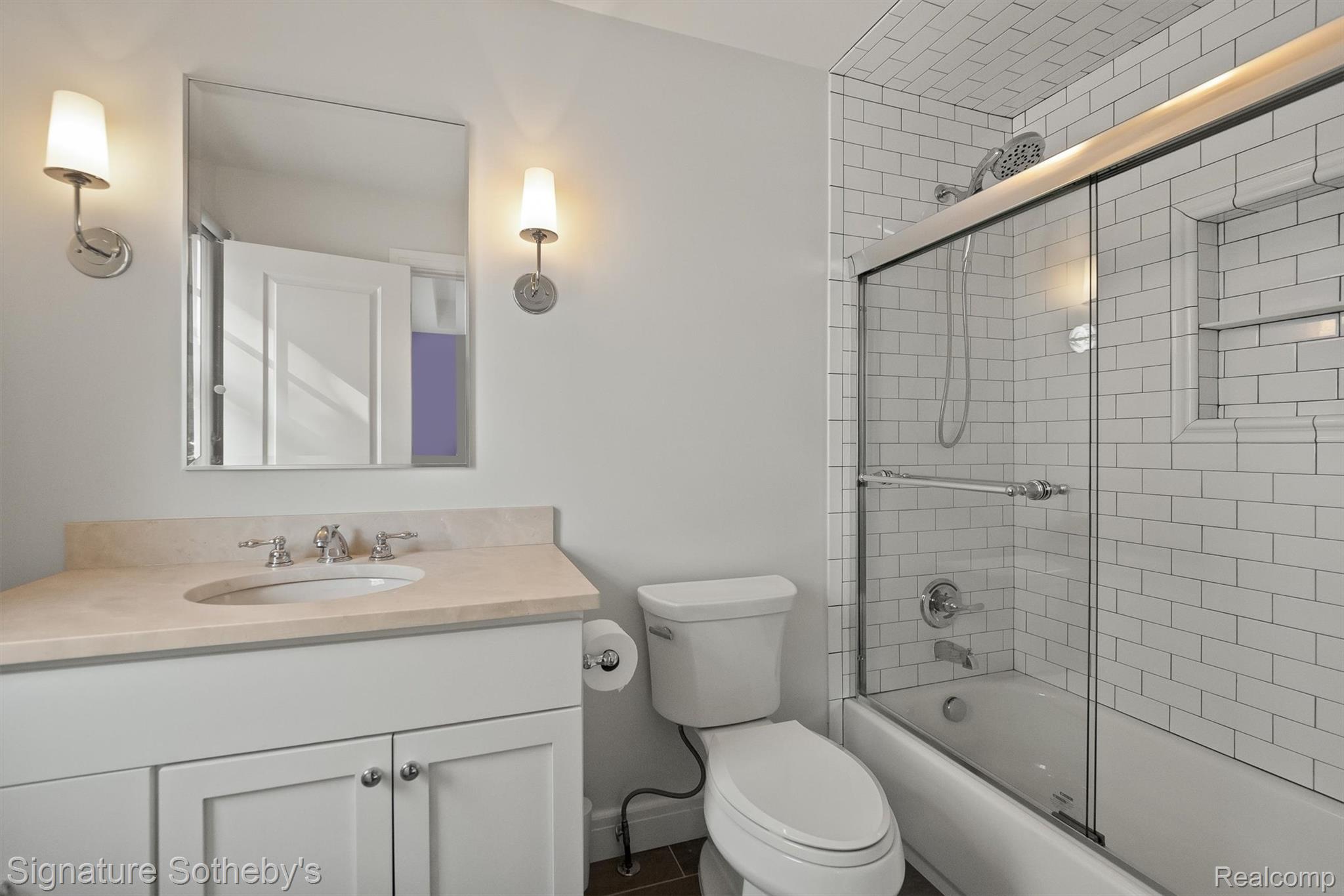 654 SHEPARDBUSH Street