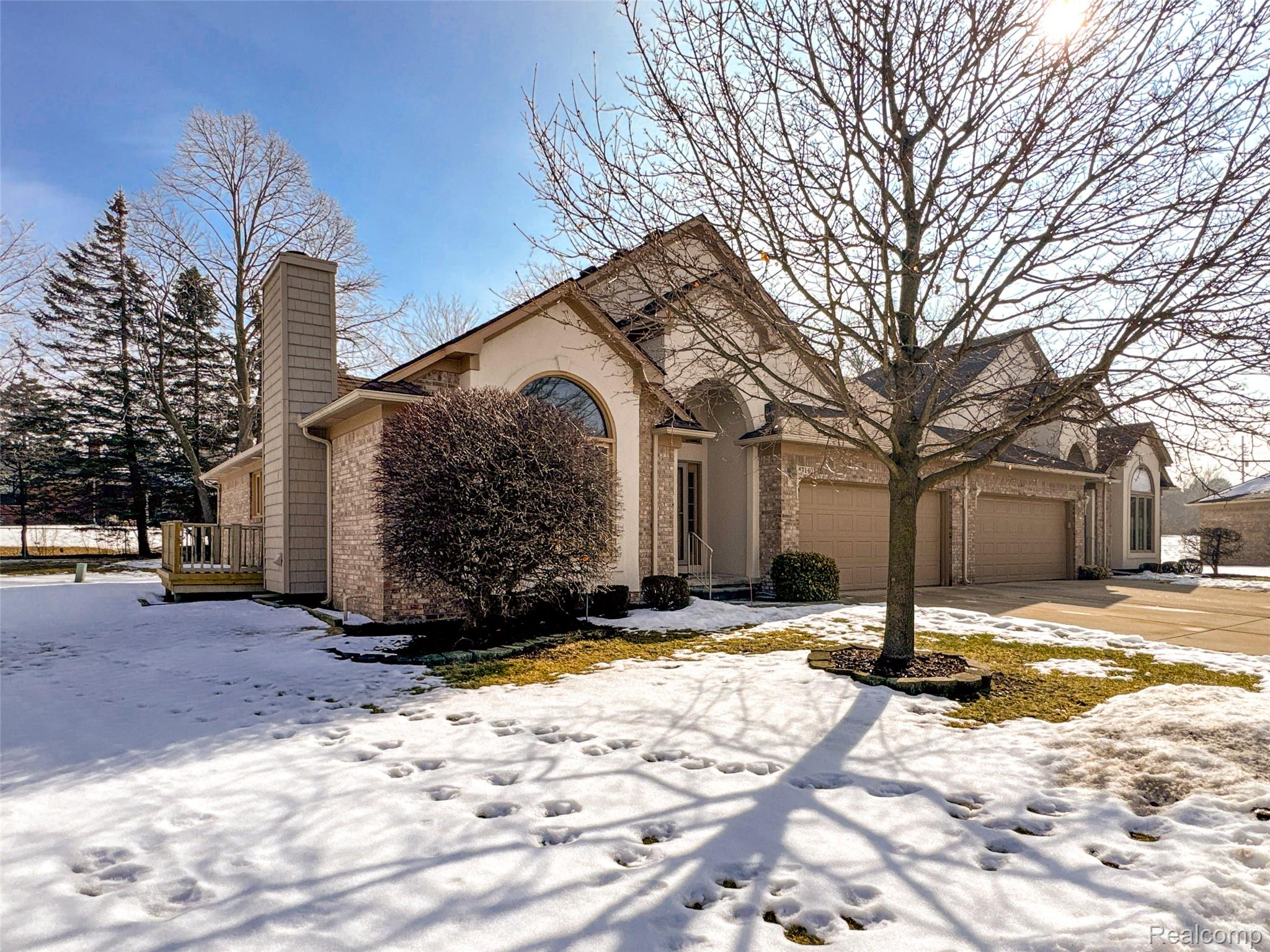 47140 Hunters Chase Drive
