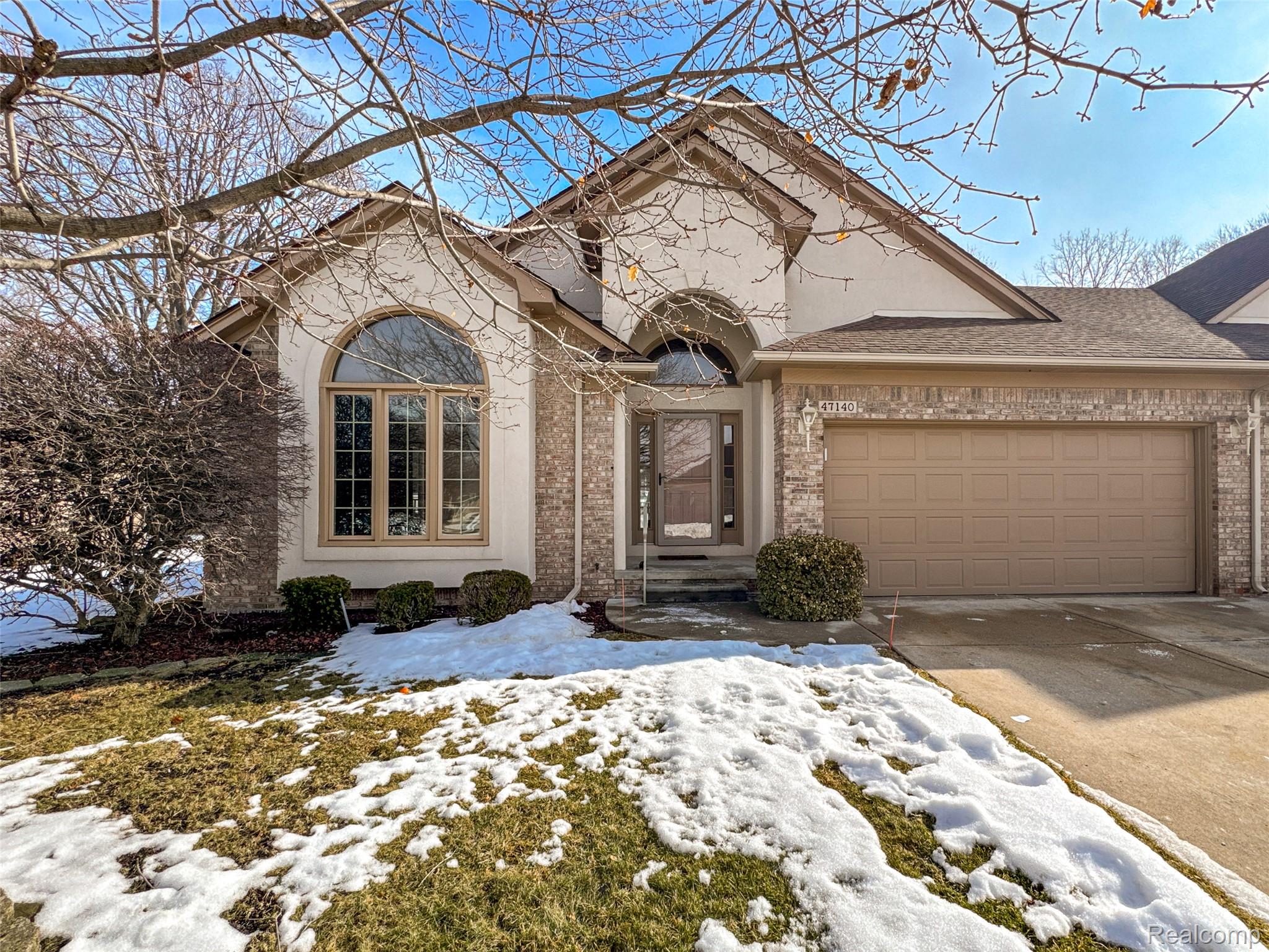 47140 Hunters Chase Drive