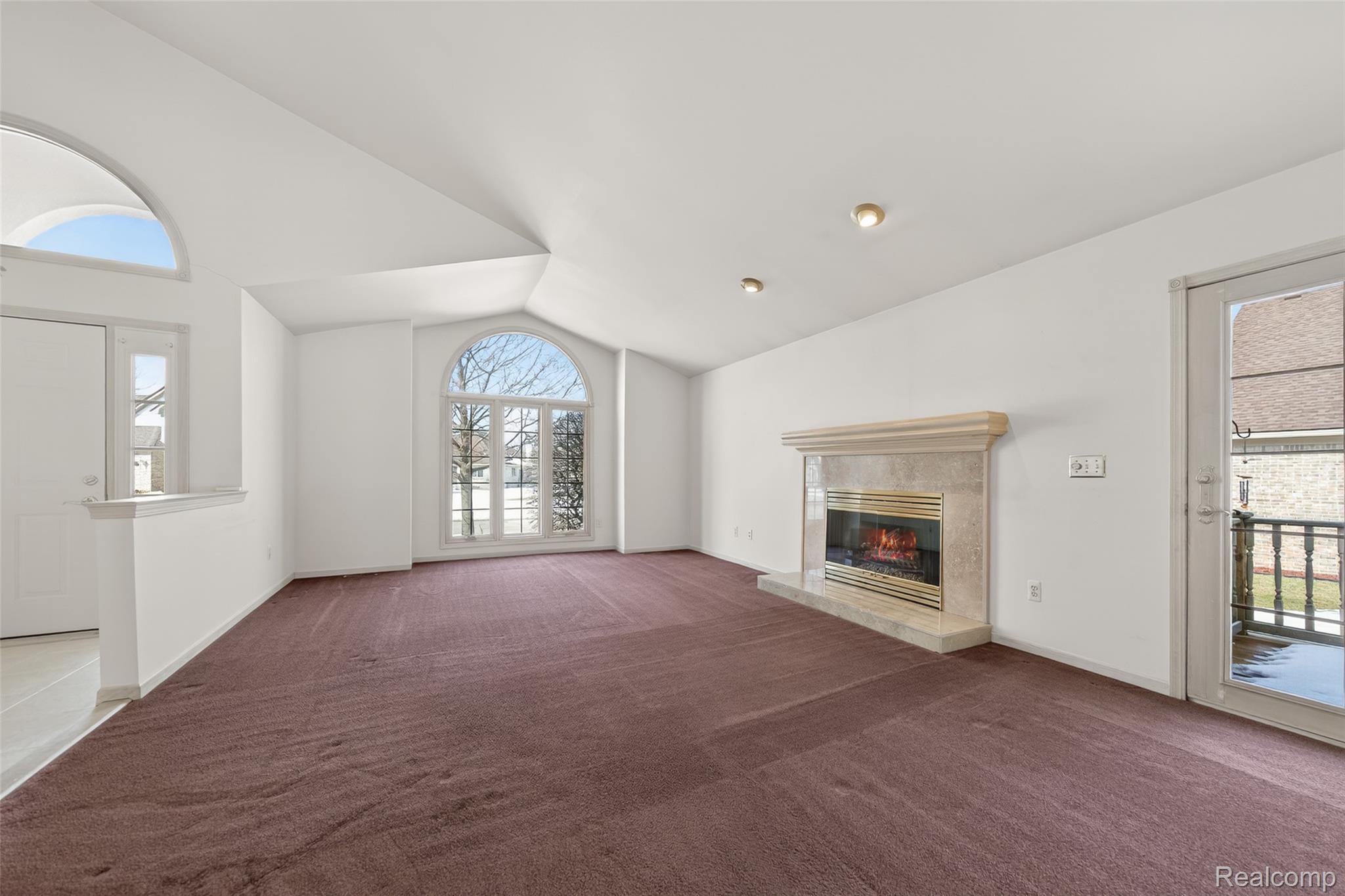 47140 Hunters Chase Drive