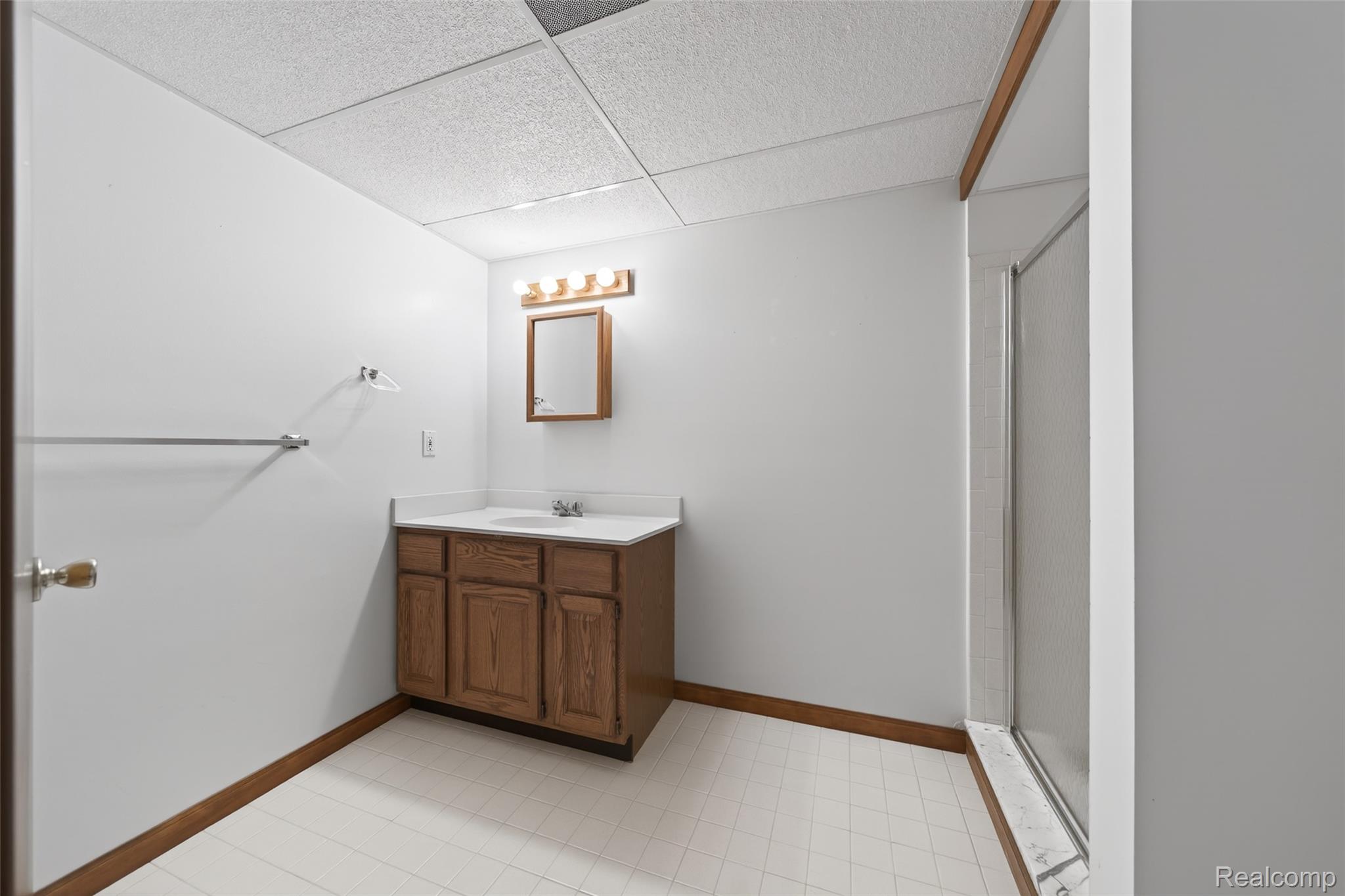 47140 Hunters Chase Drive