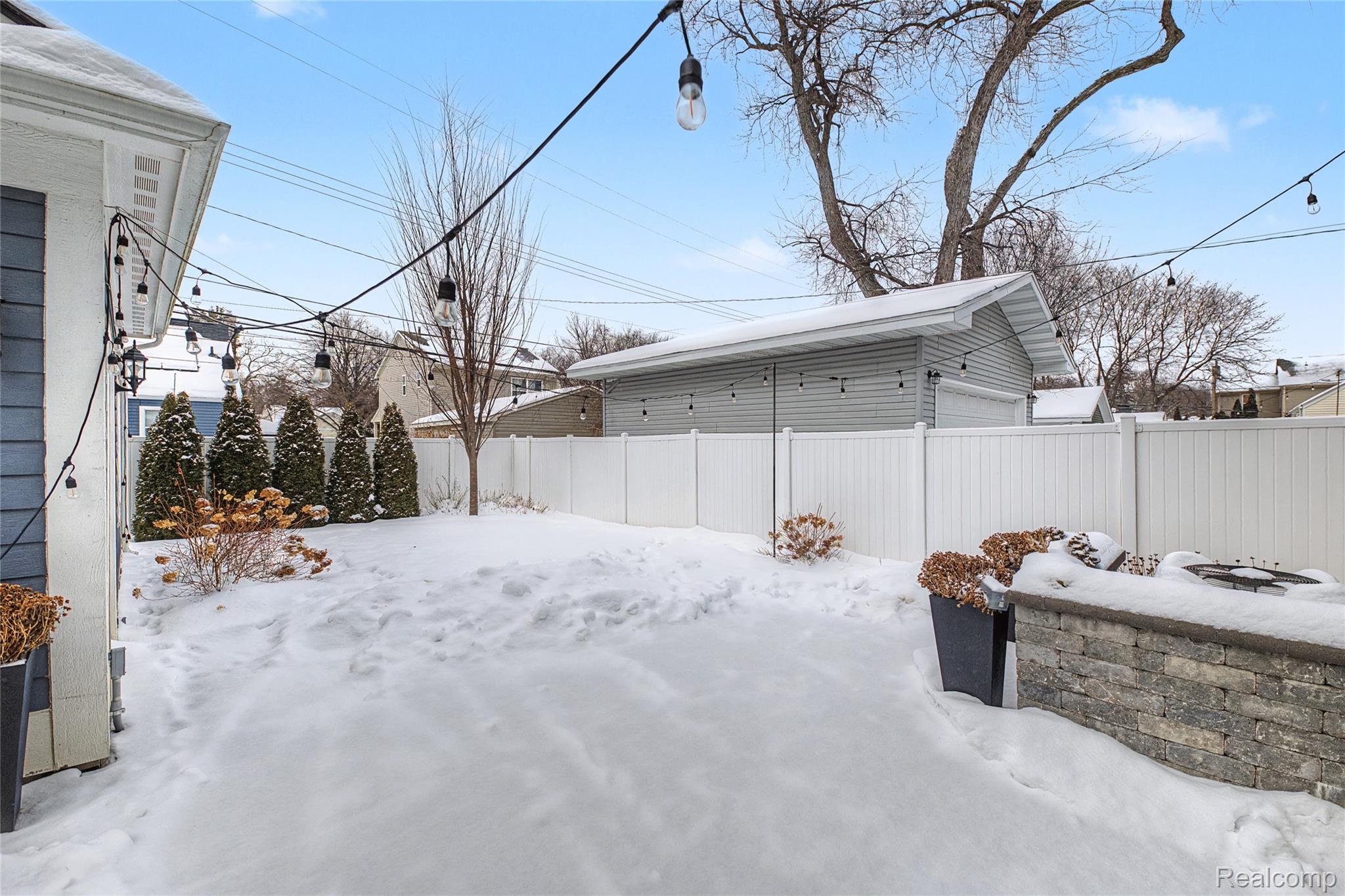910 McLean Avenue