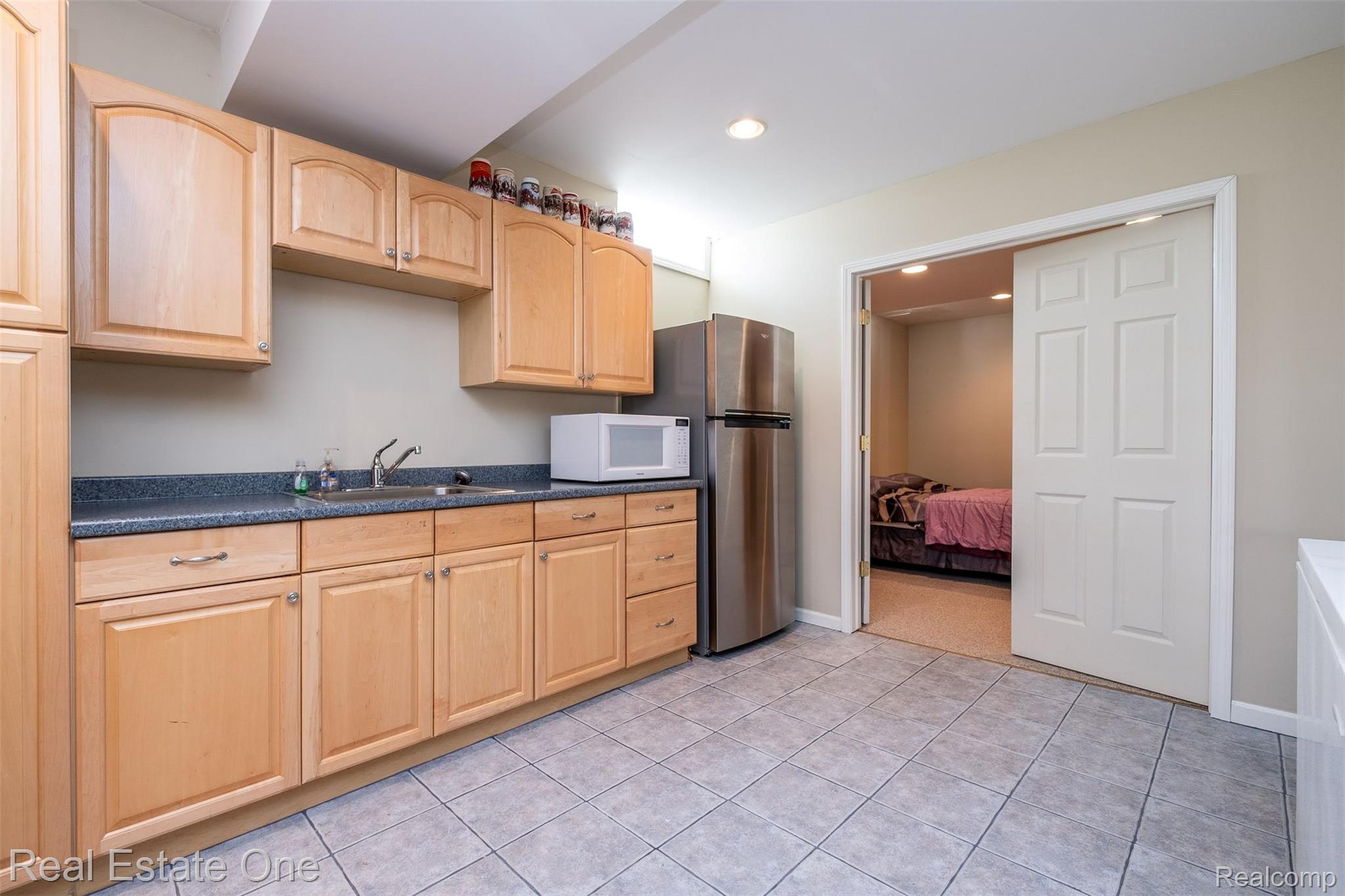5716 Lancaster Lane