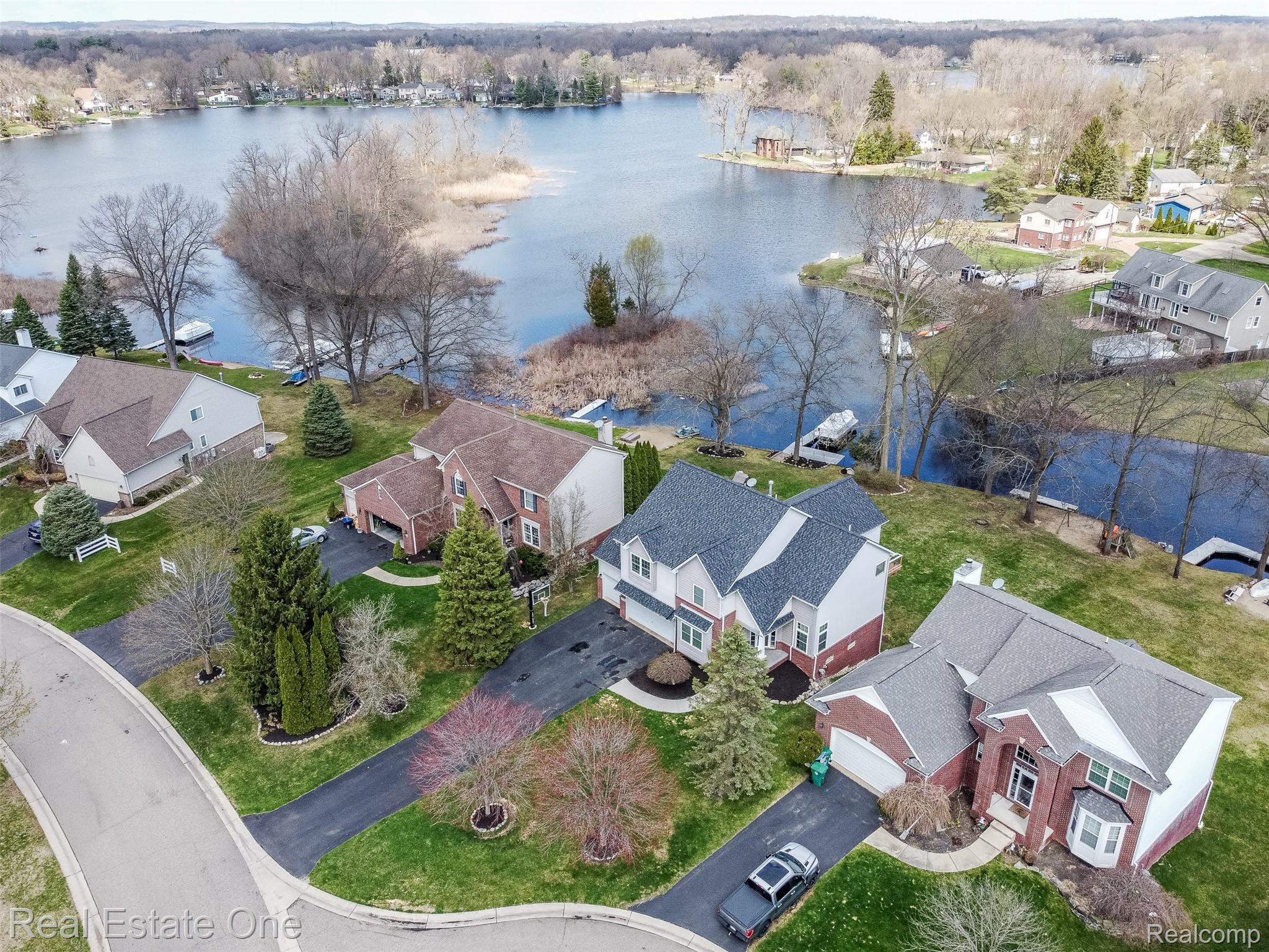 5716 Lancaster Lane