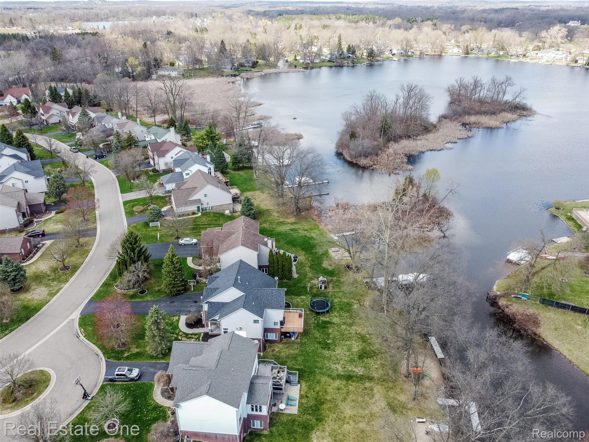 5716 Lancaster Lane