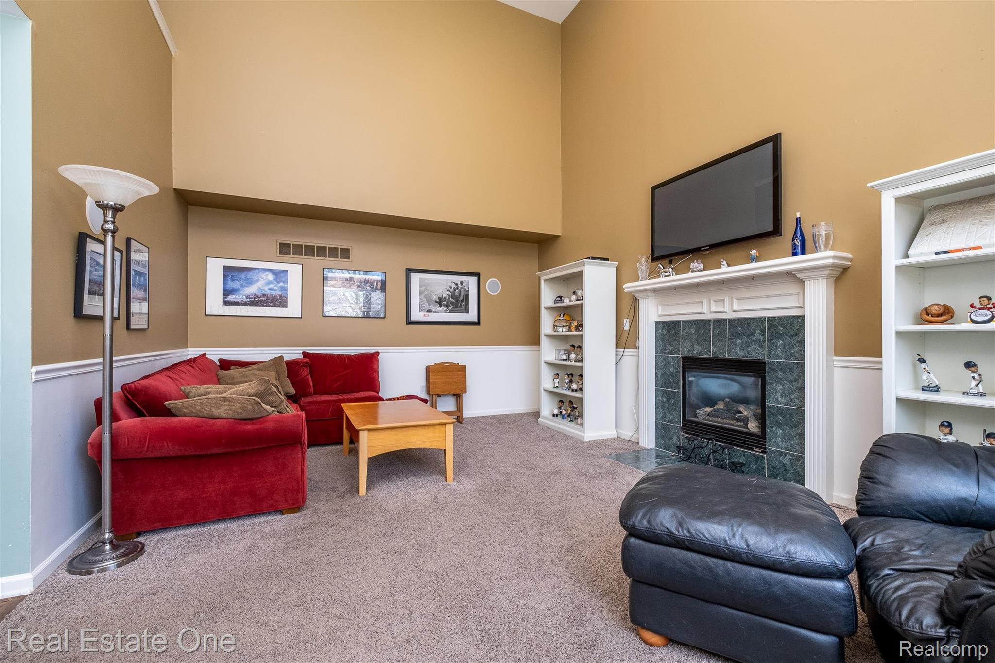 5716 Lancaster Lane