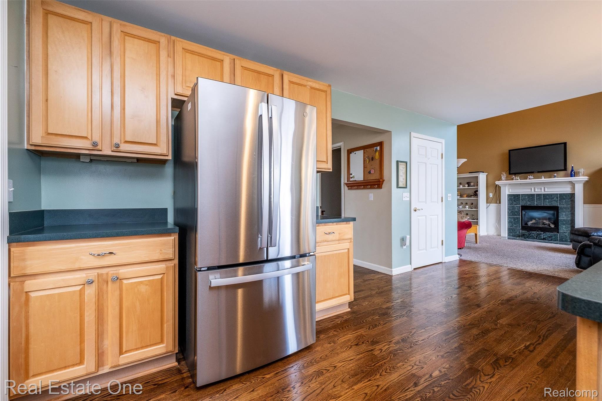 5716 Lancaster Lane