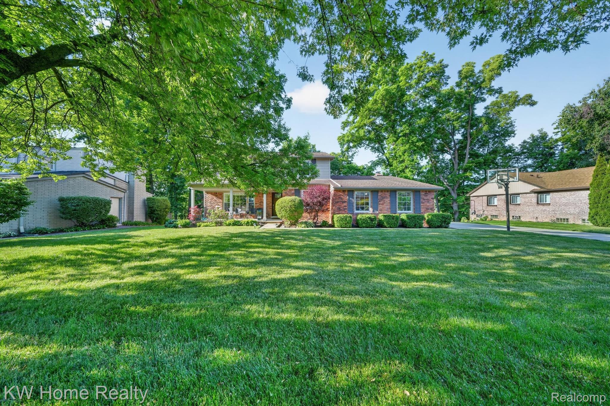 33717 Heritage Hills Drive