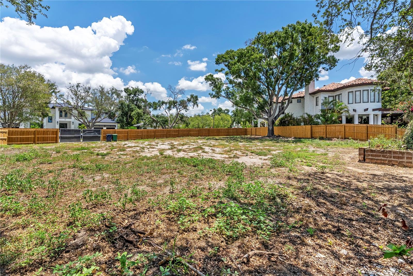 86 BAHAMA CIR