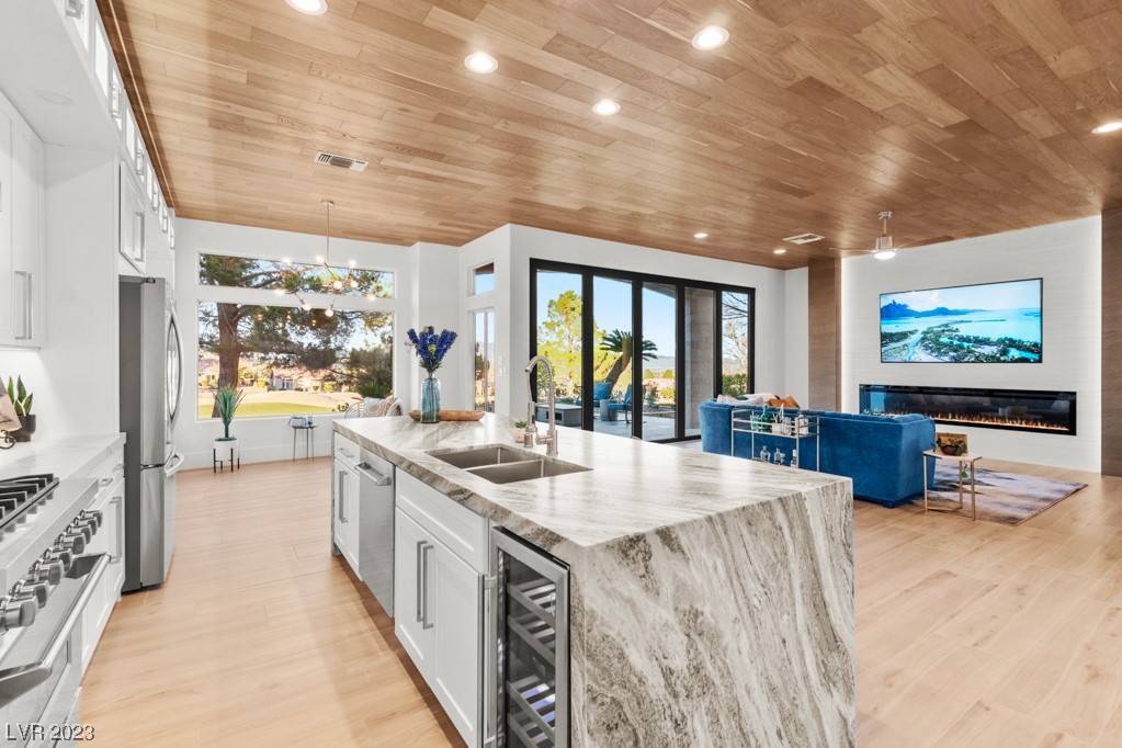 10200 Button Willow Drive