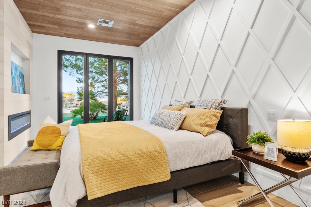 10200 Button Willow Drive