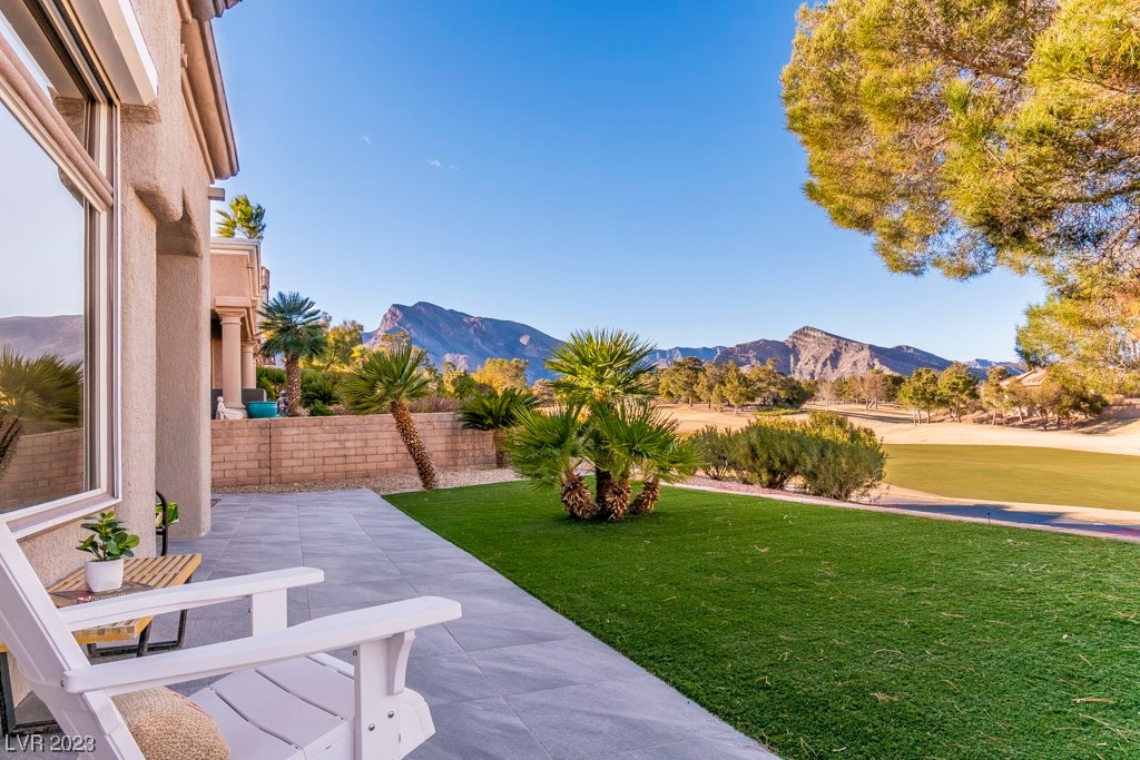 10200 Button Willow Drive