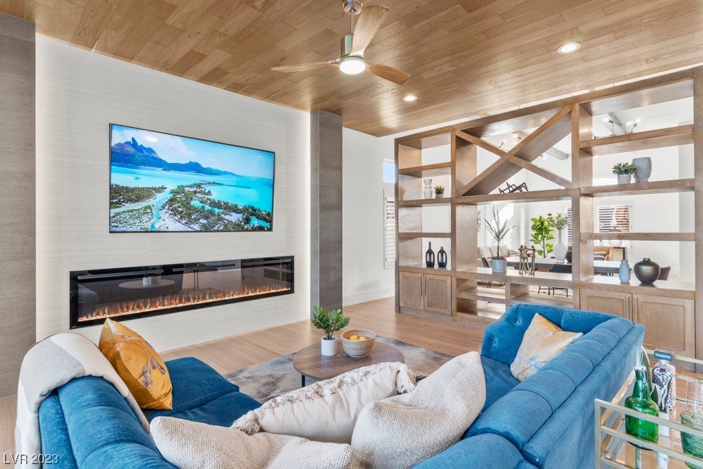 10200 Button Willow Drive