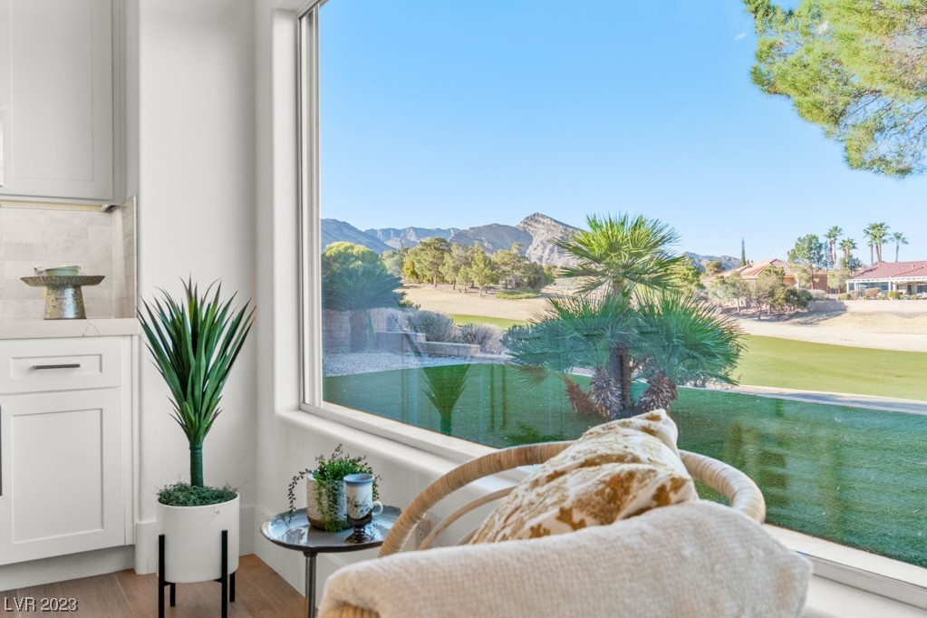 10200 Button Willow Drive