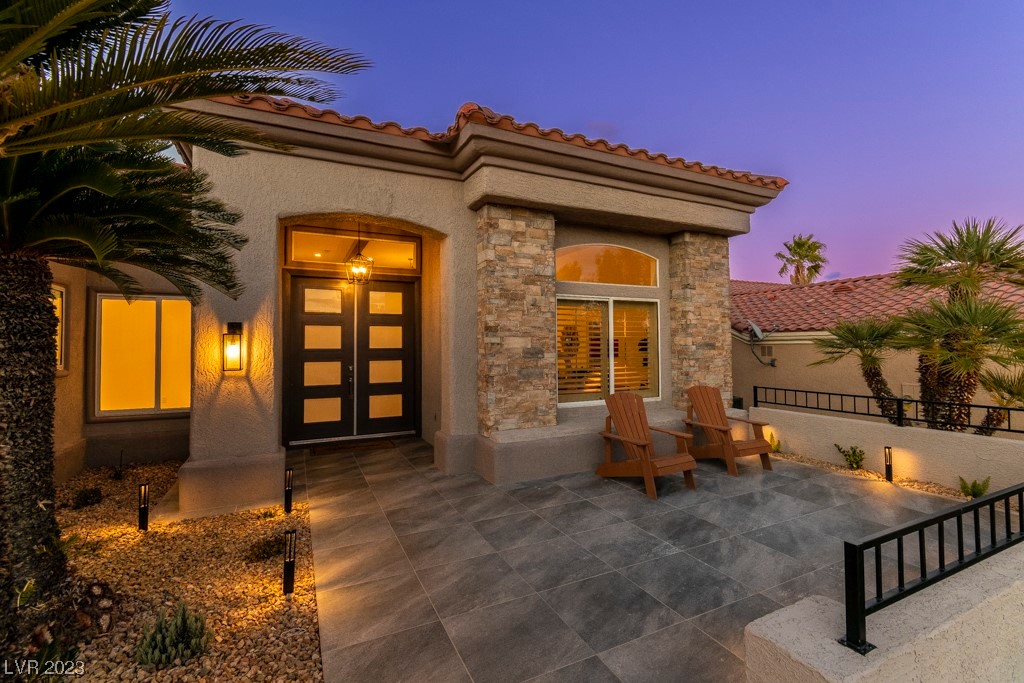 10200 Button Willow Drive