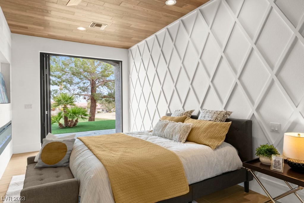 10200 Button Willow Drive