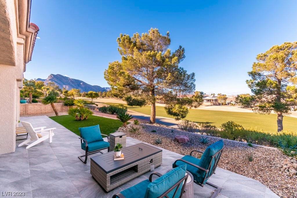 10200 Button Willow Drive