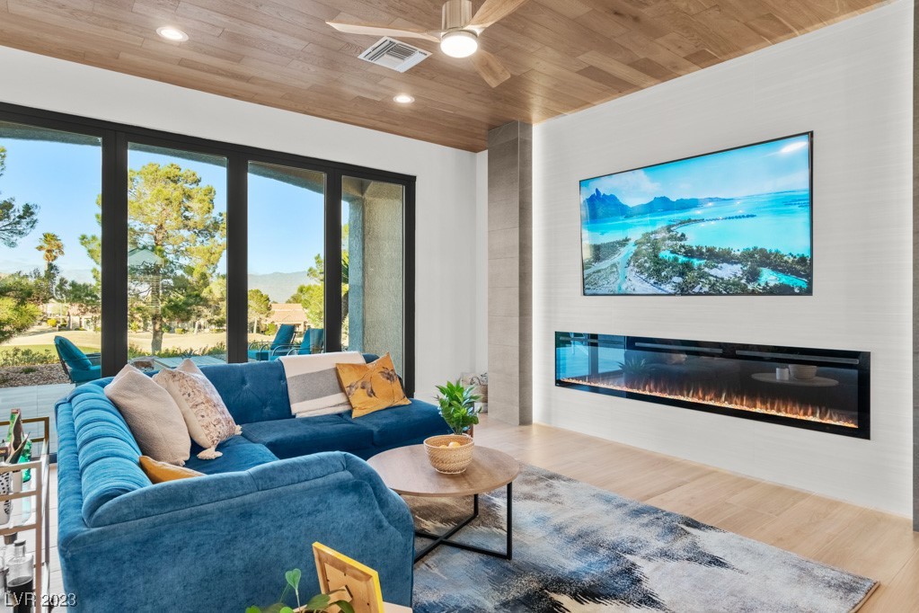 10200 Button Willow Drive