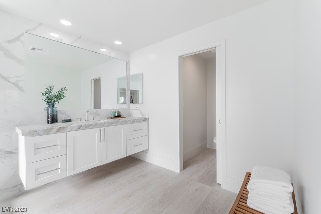 4730 West Robindale Road