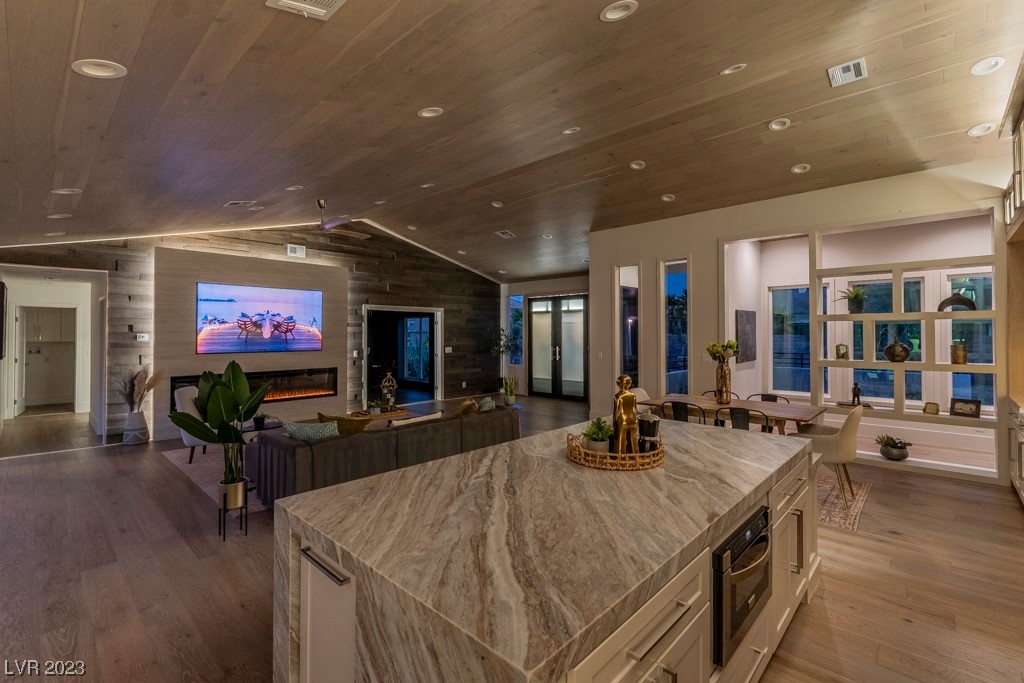 4730 West Robindale Road